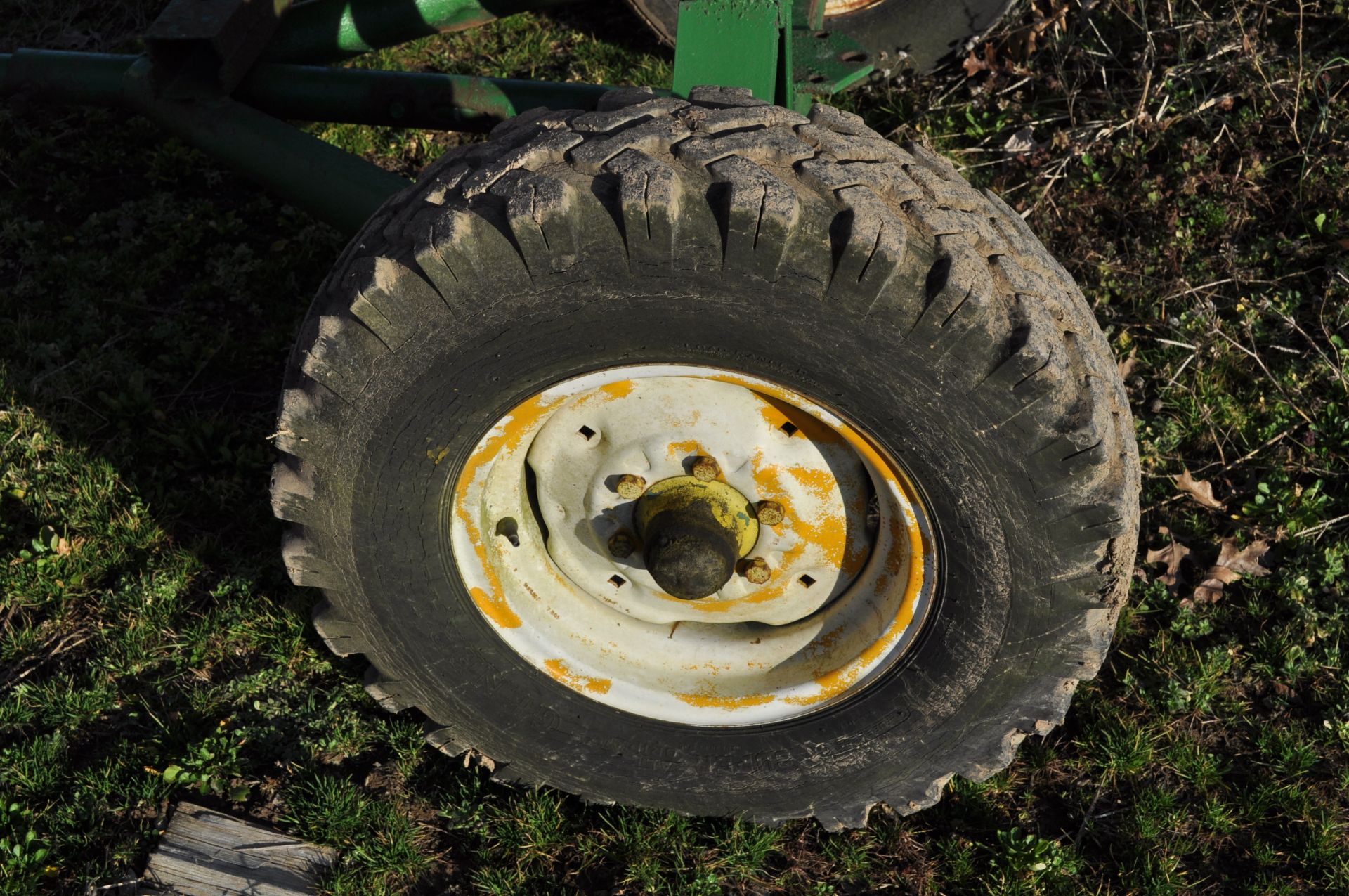 1000 gal NH3 tank on gear, NO TAG - Image 7 of 10