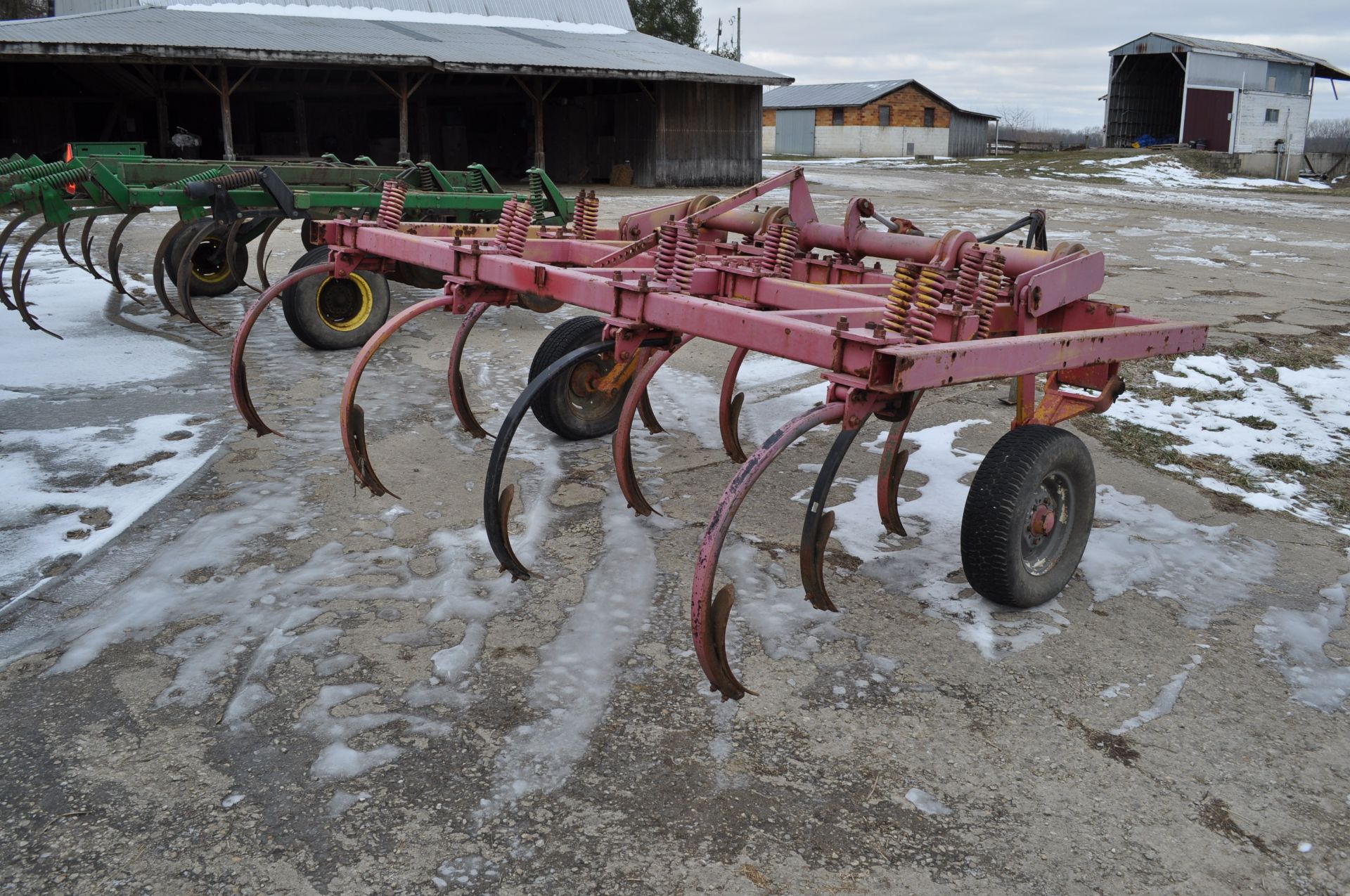 Taylor-Way 10-shank chisel plow - Image 3 of 14