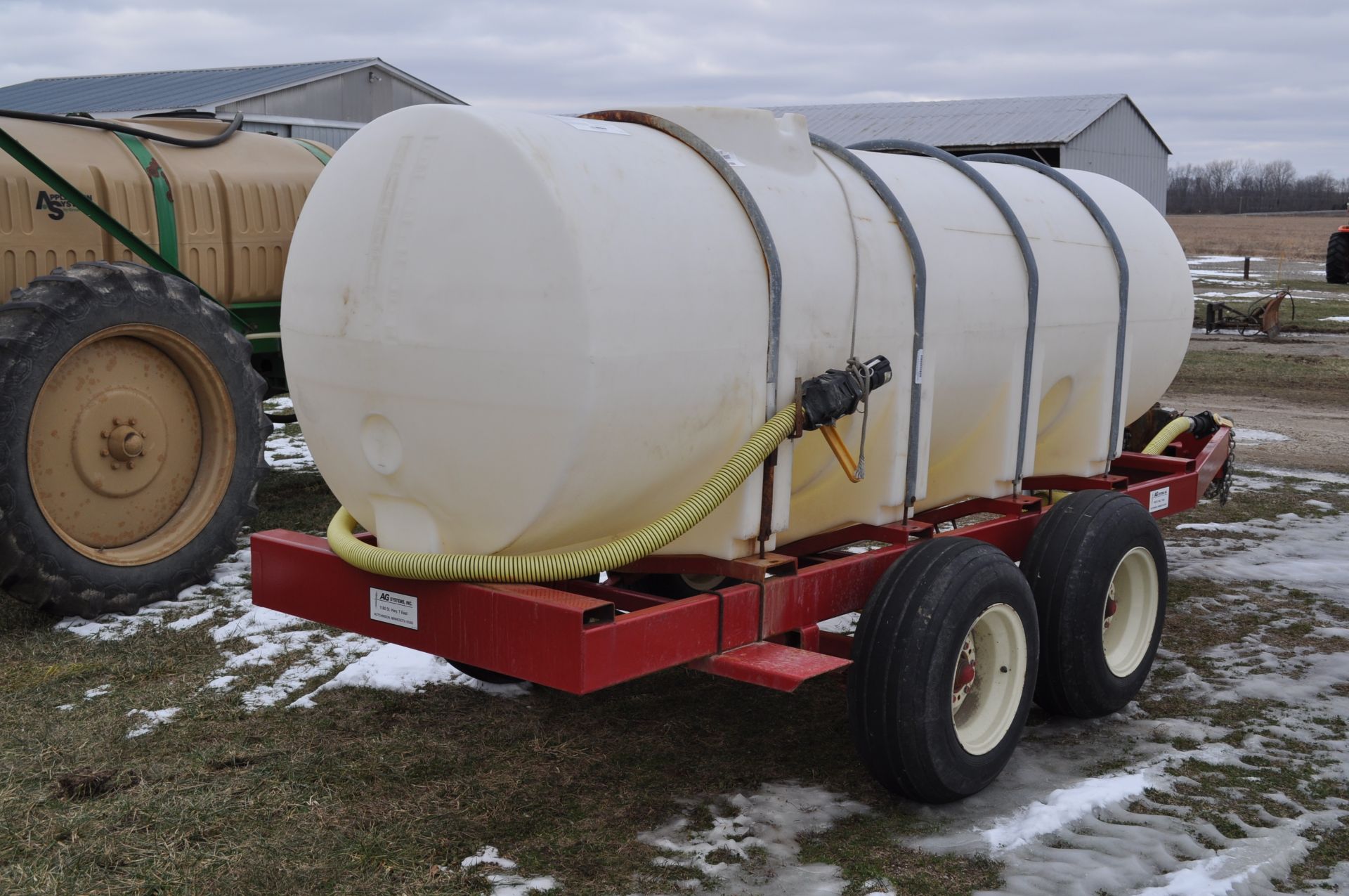 Ag Systems 1000 gal trailer, tandem axle, Briggs & Stratton 900 gas engine & 2" Banjo cast pump - Image 3 of 15