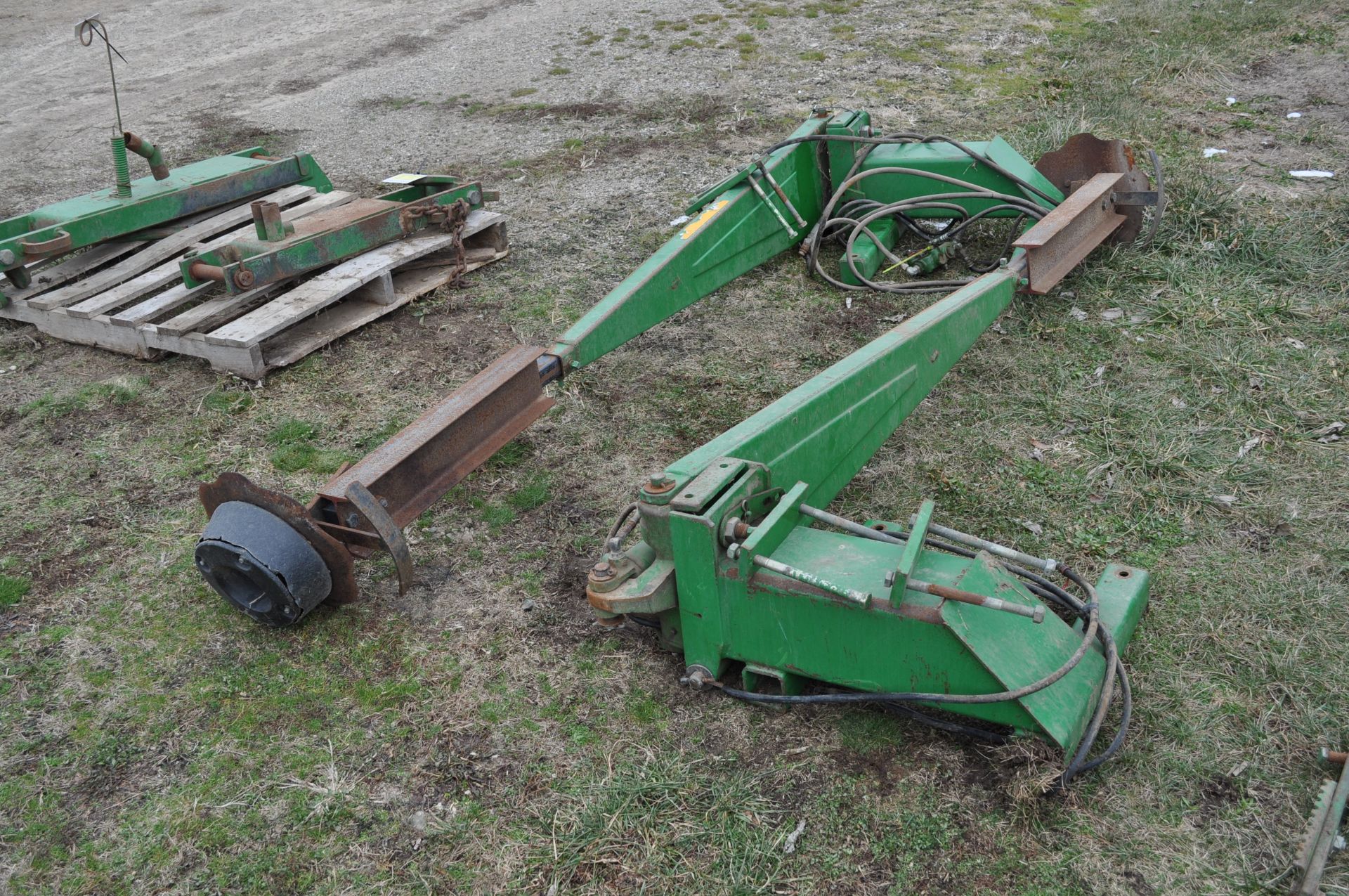 Set of 15’ John Deere drill markers - Image 4 of 6