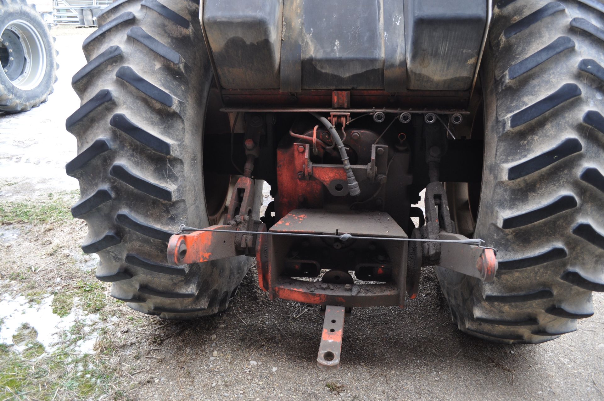 Case 1370 Agri King tractor, 18.4 R 38 rear, 11.00-16 front, 3 pt, 1000 pto, dual hyd - Image 17 of 31