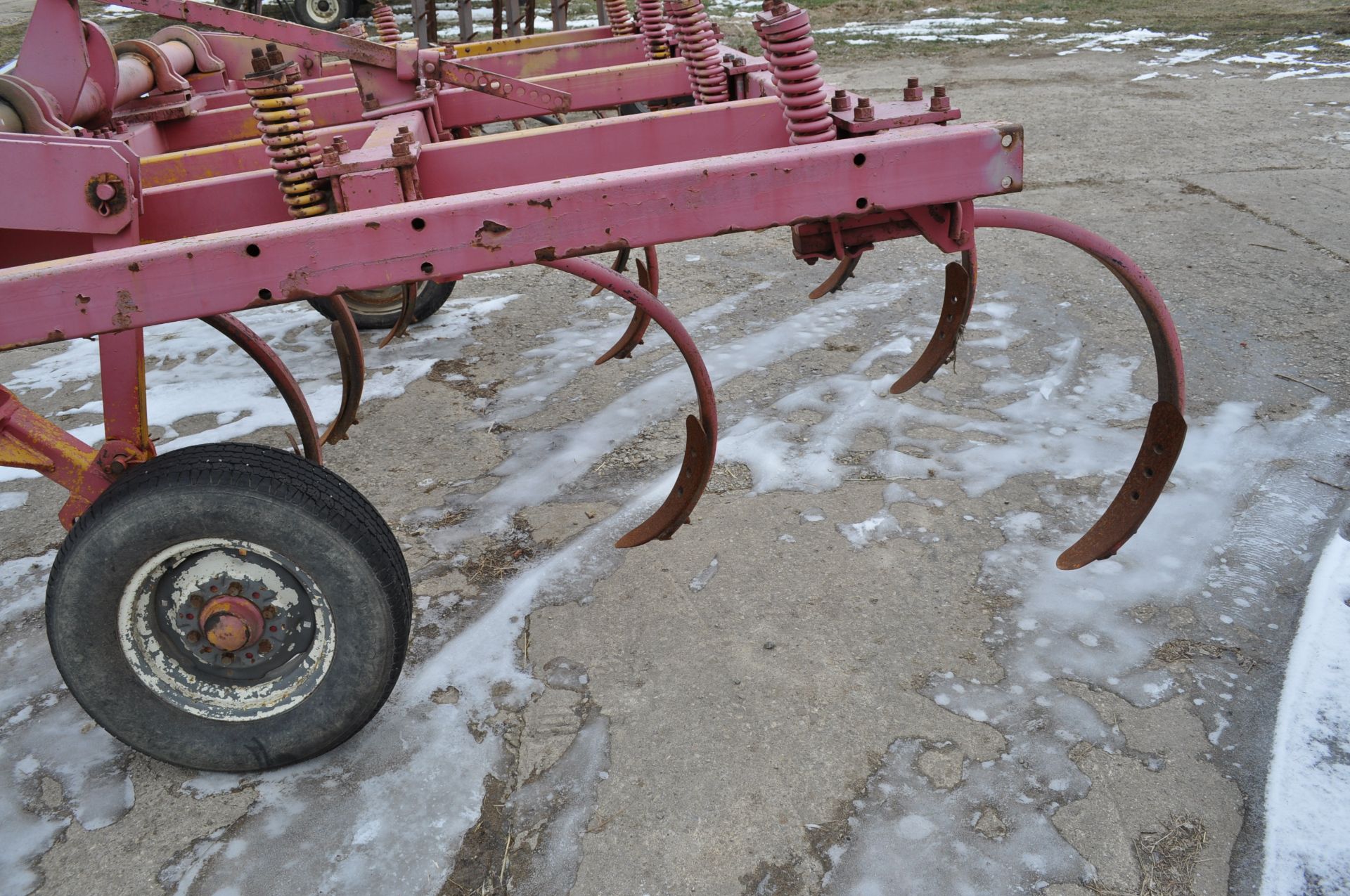 Taylor-Way 10-shank chisel plow - Image 6 of 14