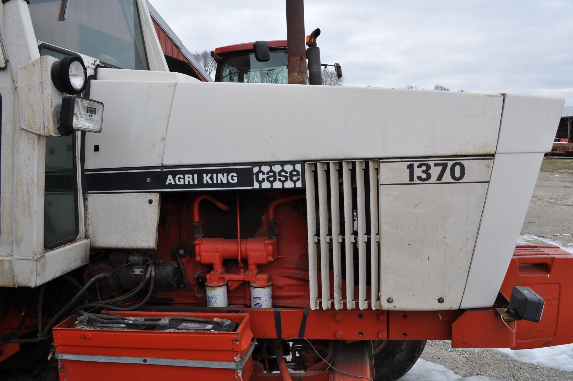 Case 1370 Agri King tractor, 18.4 R 38 rear, 11.00-16 front, 3 pt, 1000 pto, dual hyd - Image 13 of 31