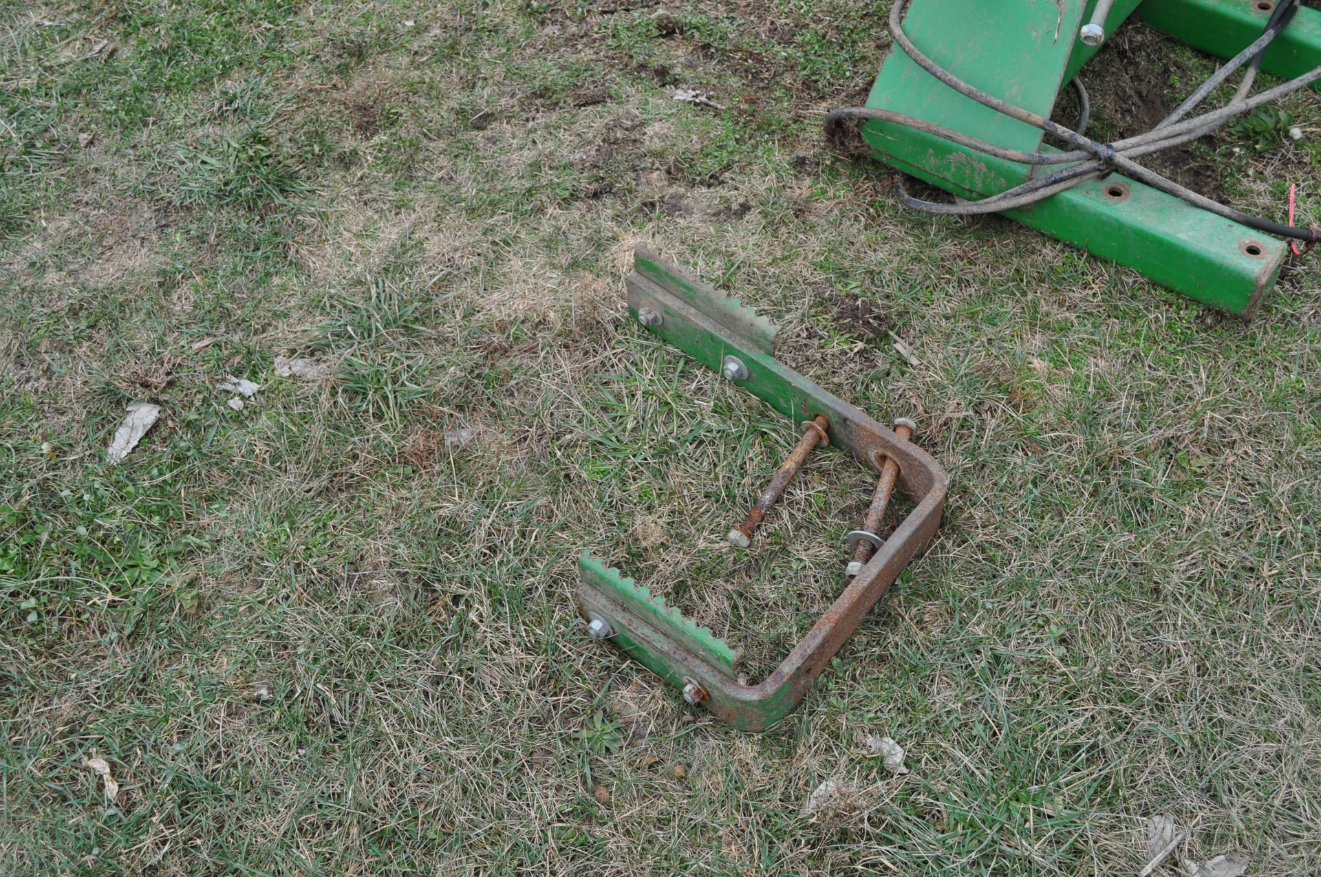 Set of 15’ John Deere drill markers - Image 3 of 6