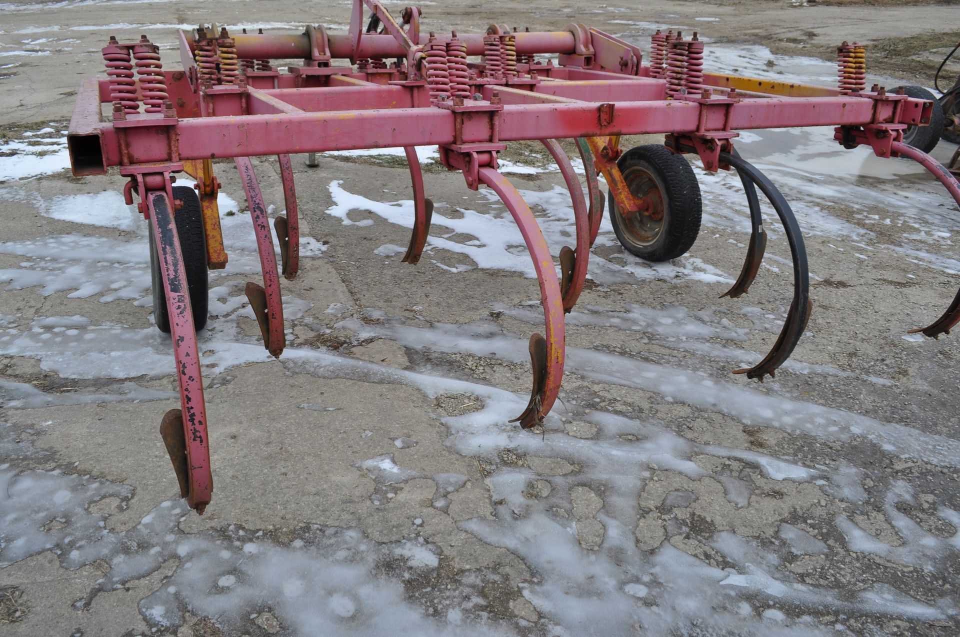 Taylor-Way 10-shank chisel plow - Image 7 of 14