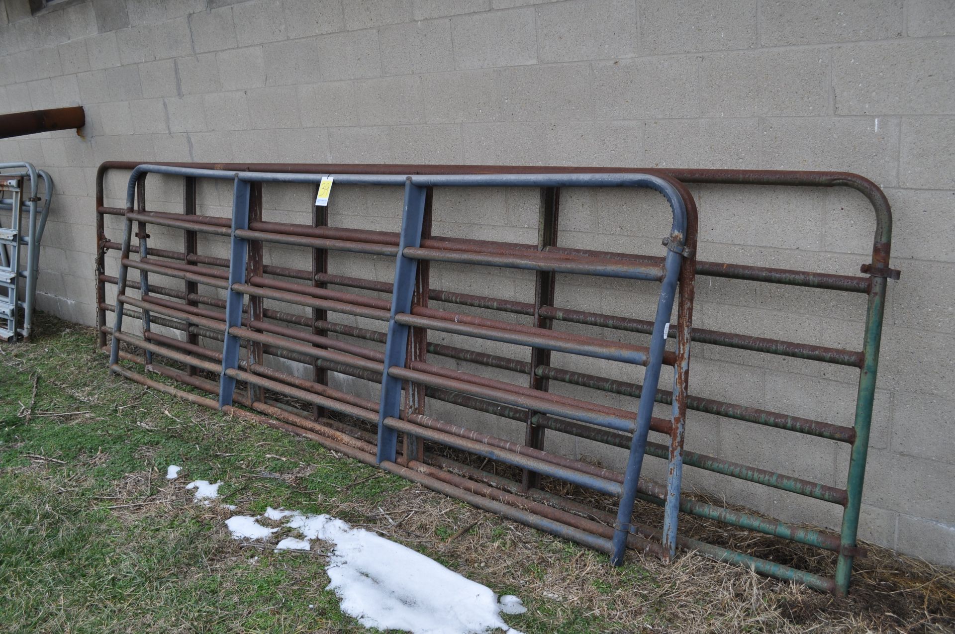 (2) 12' pipe gates, (1) 16' pipe gate