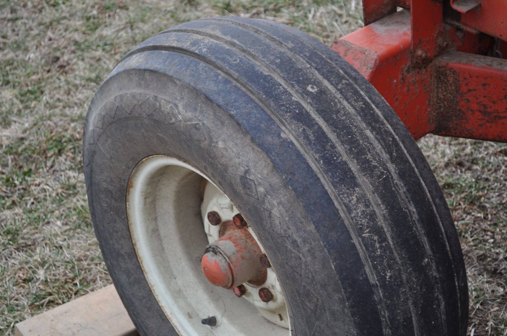 Kory 165 gravity wagon on Kory 6072 gear - Image 6 of 8