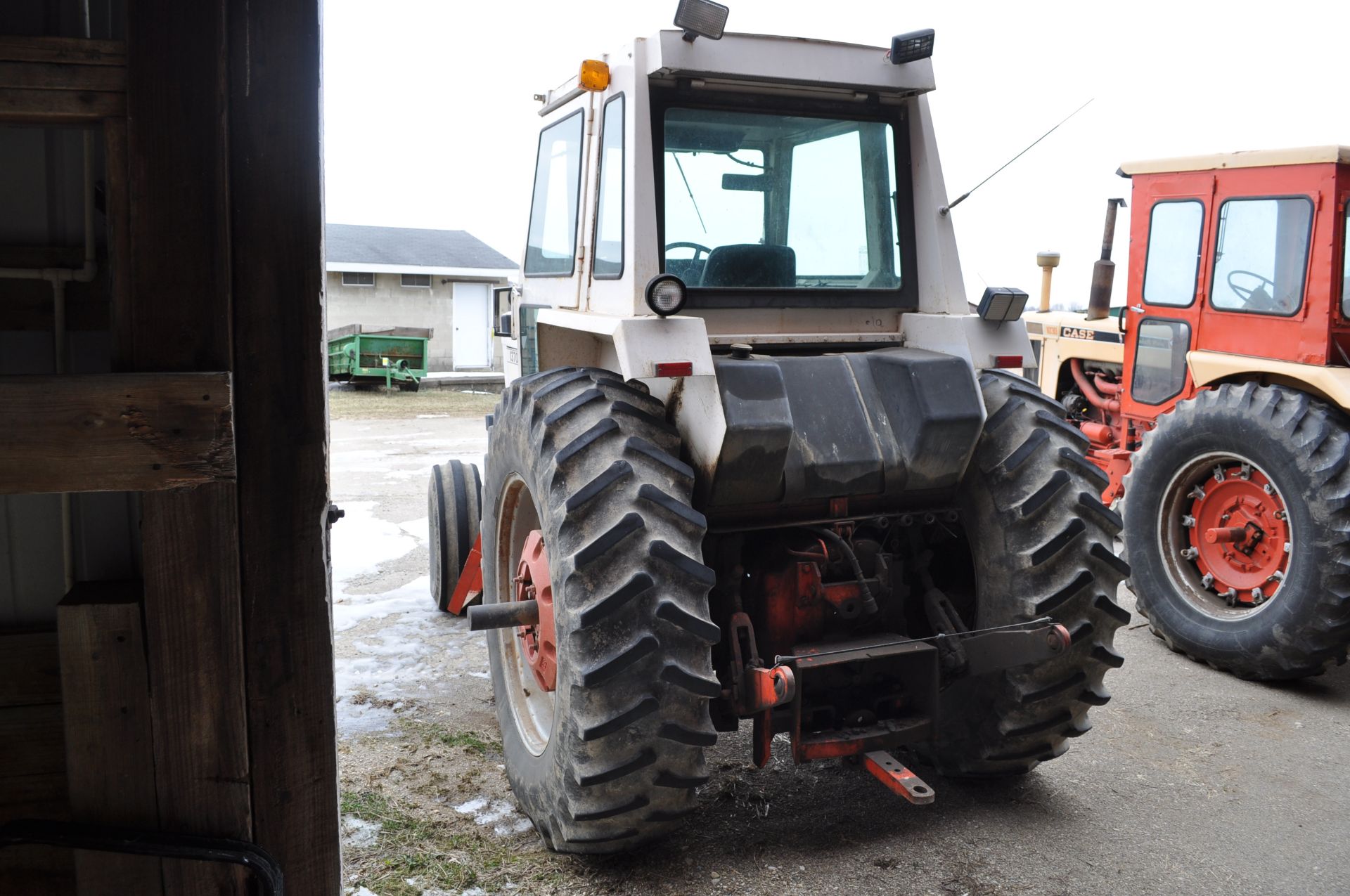 Case 1370 Agri King tractor, 18.4 R 38 rear, 11.00-16 front, 3 pt, 1000 pto, dual hyd - Image 4 of 31