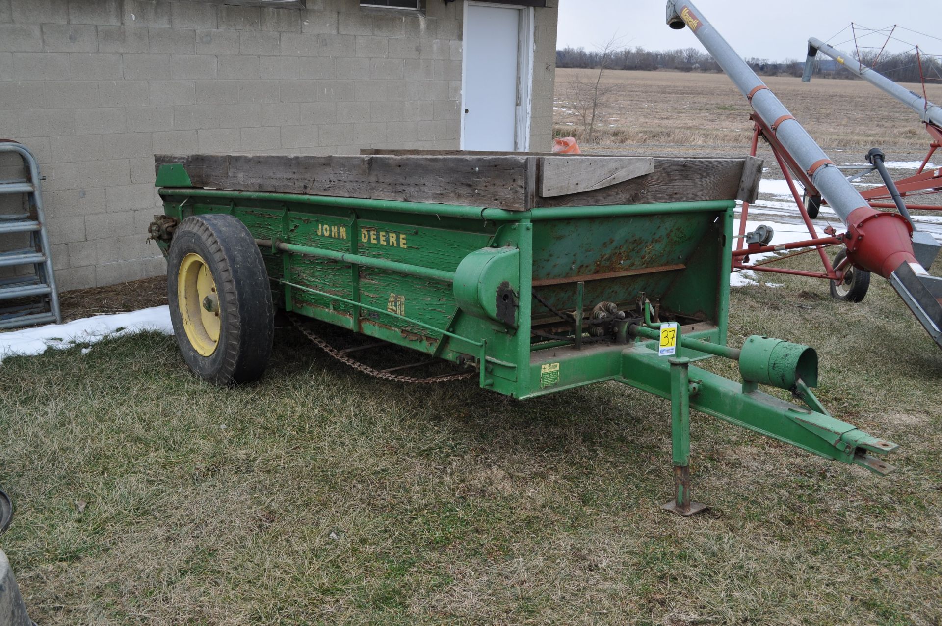 John Deere 40 manure spreader, single beater - Image 2 of 10