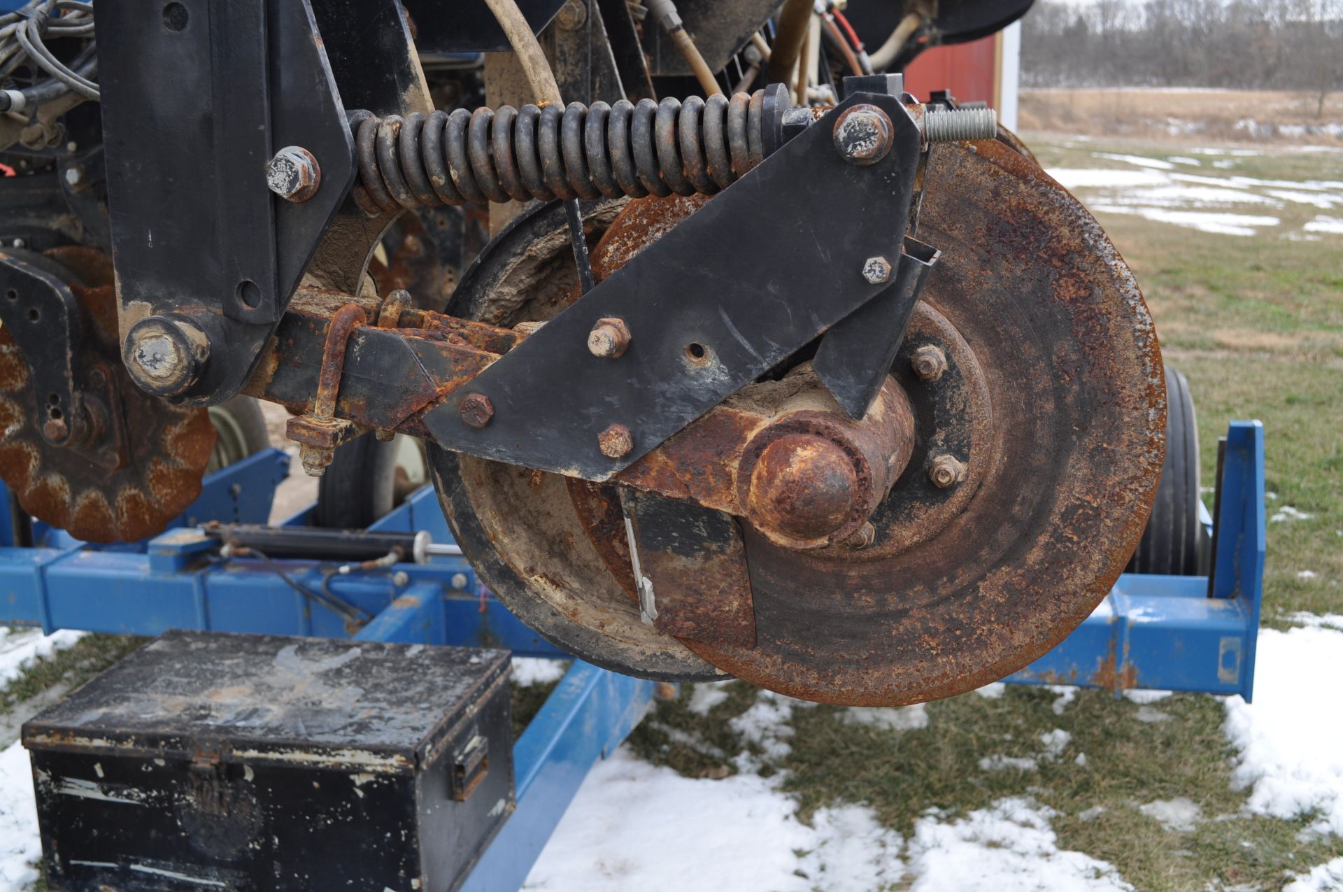 Kinze 2500 8-row x 30” No-Till planter, single disc liquid fert, 150 gal, single piston - Image 5 of 36