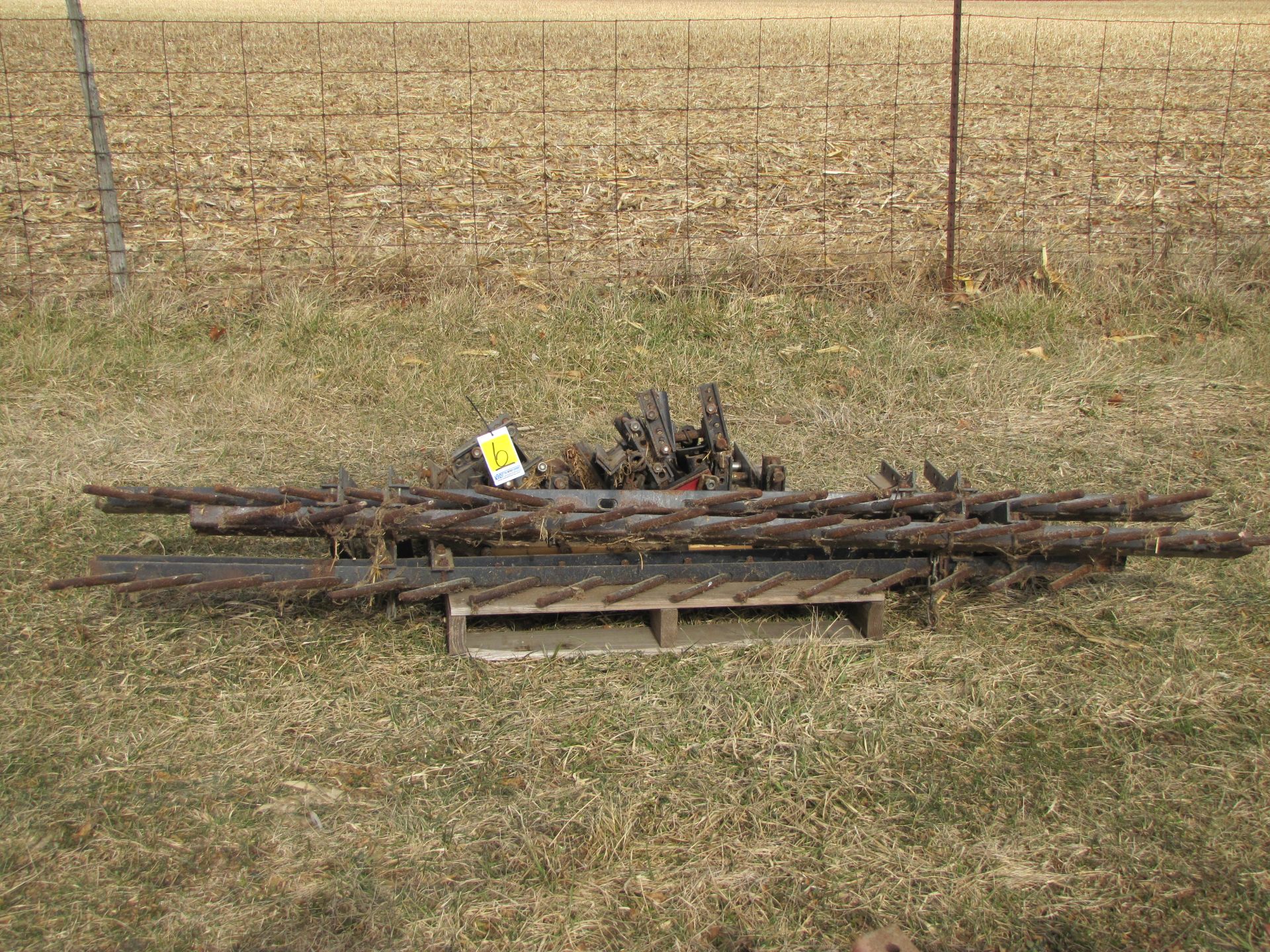 25' Remlinger single bar harrow w/ mounting brackets - Image 2 of 7