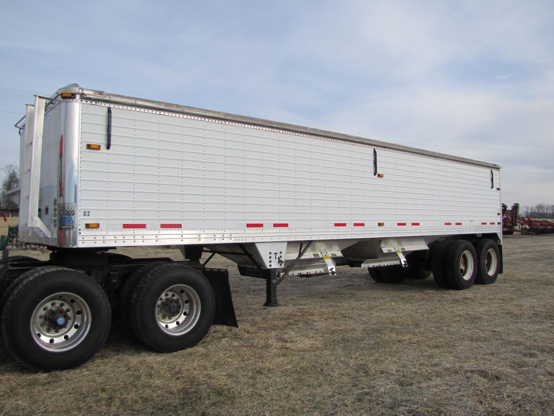 34’ 2006 Timpte hopper bottom, 11R24.5L tires, roll tarp, VIN 1TDH335206B108993 - Image 7 of 34