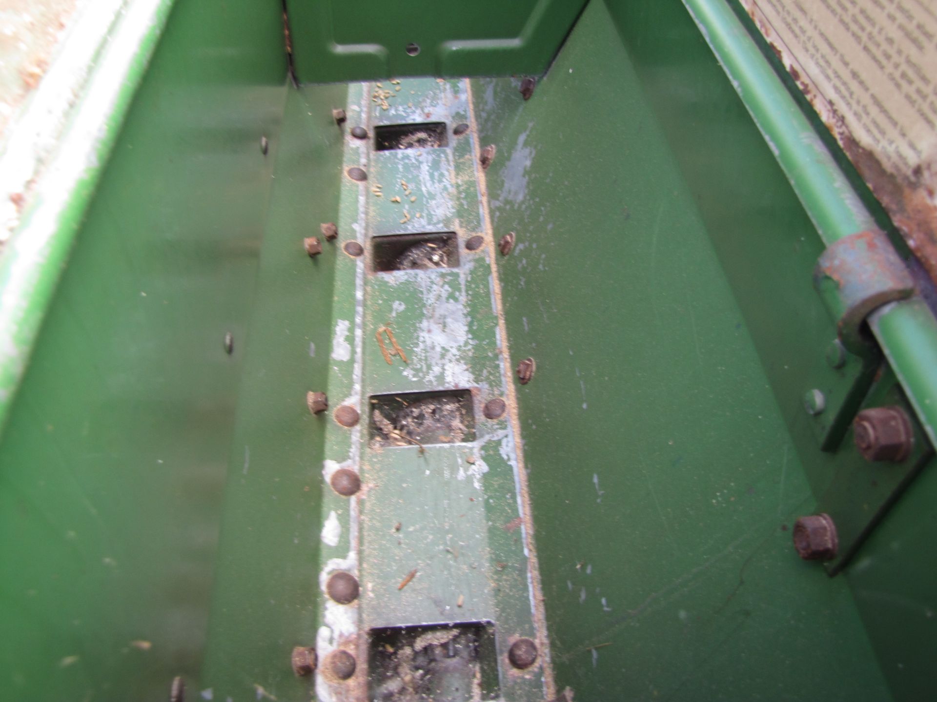 9’ John Deere Van Brunt end wheel drill, 7’’ spacing, grass seed box, SN5610 - Image 30 of 32