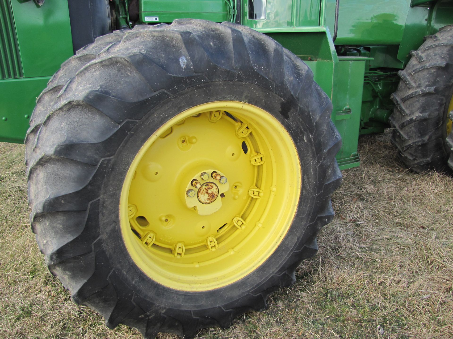 John Deere 8440 tractor, 4WD, C/H/A, 18.4-34 tires, 1000 PTO - Image 12 of 61