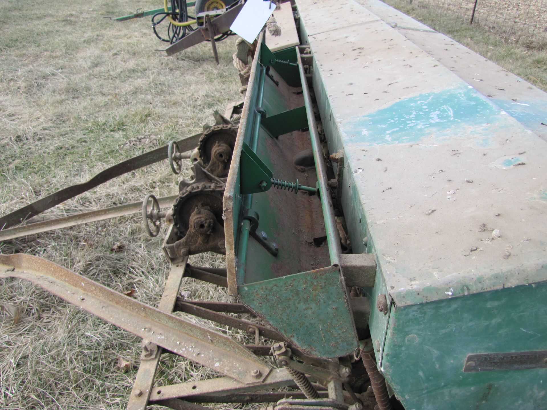 9’ John Deere Van Brunt end wheel drill, 7’’ spacing, grass seed box, SN5610 - Image 16 of 32