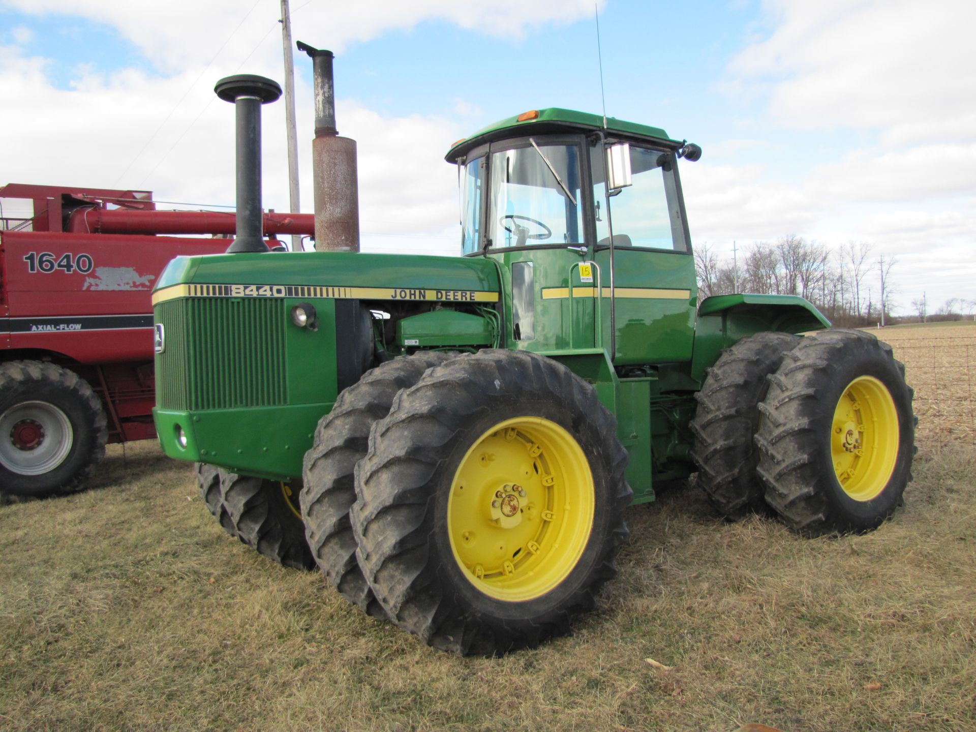 John Deere 8440 tractor, 4WD, C/H/A, 18.4-34 tires, 1000 PTO