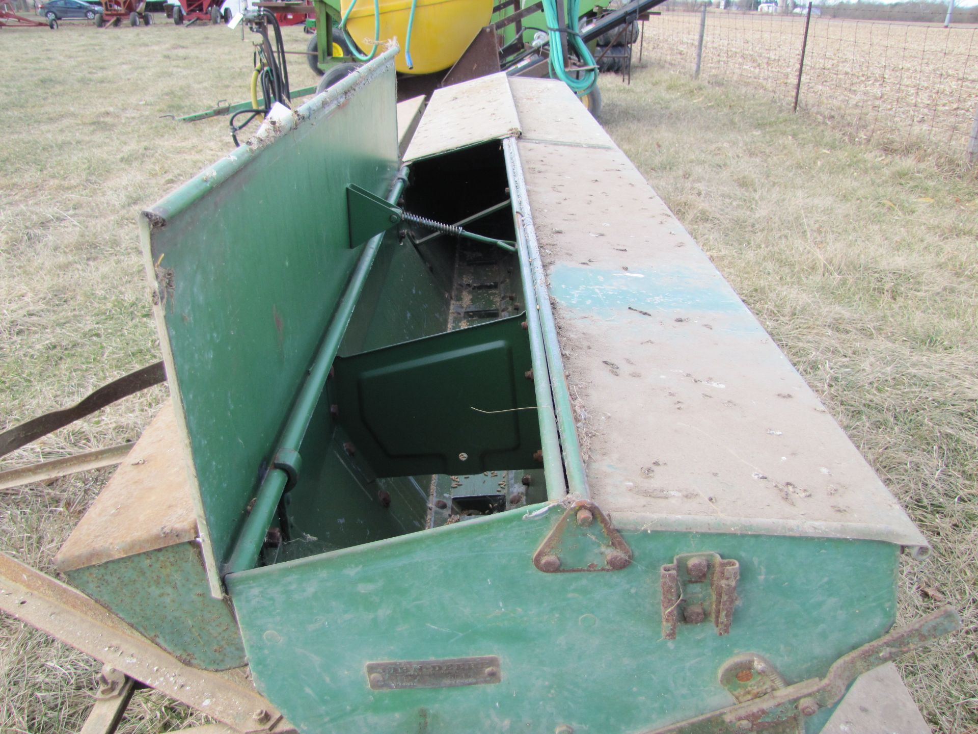 9’ John Deere Van Brunt end wheel drill, 7’’ spacing, grass seed box, SN5610 - Image 17 of 32