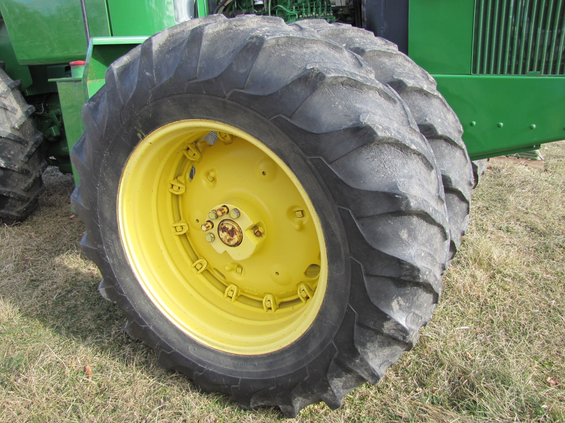 John Deere 8440 tractor, 4WD, C/H/A, 18.4-34 tires, 1000 PTO - Image 43 of 61