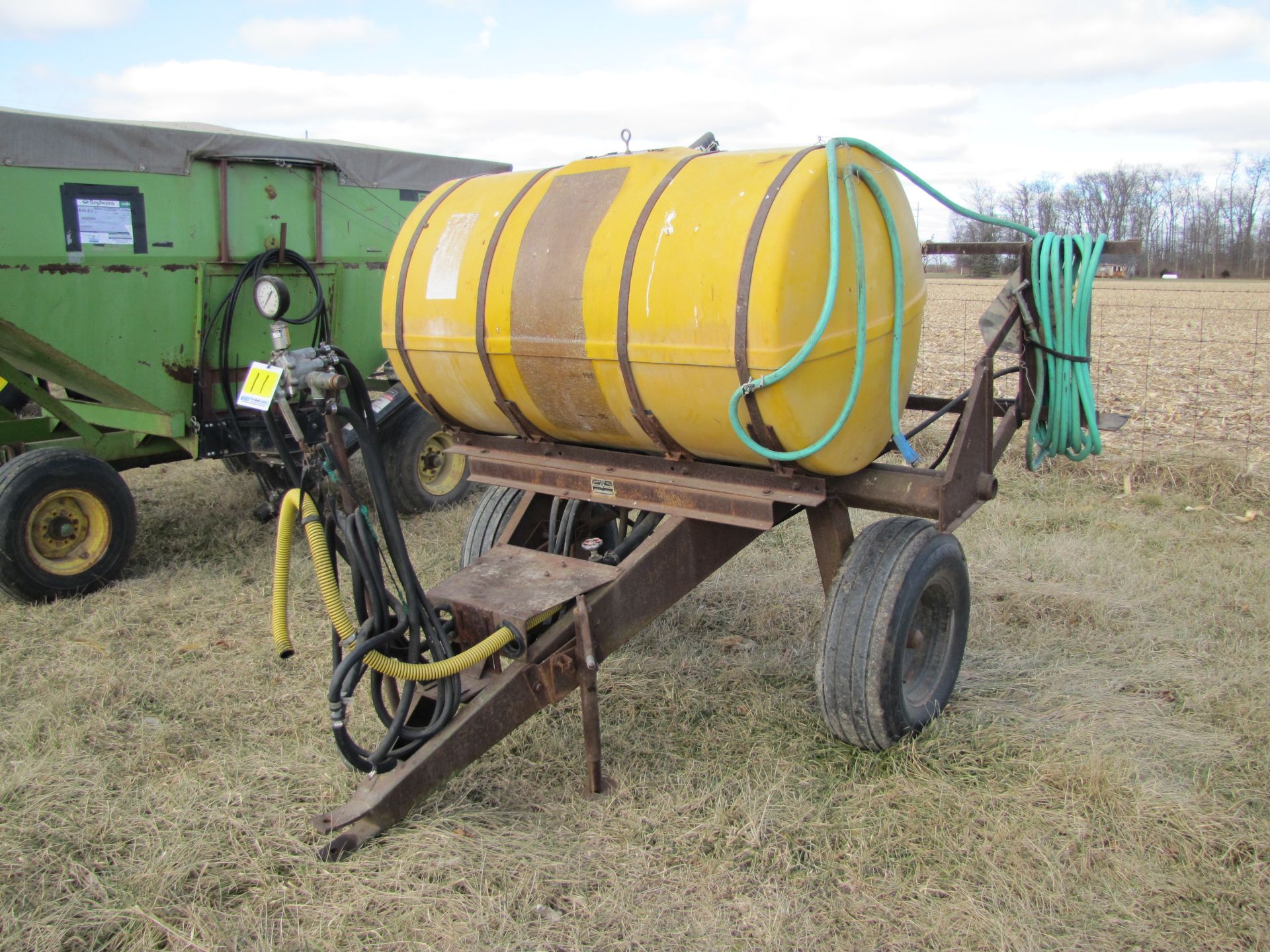 300 gal Continental Belton sprayer, 8' boom, model RD8, SN 1304 - Image 2 of 13