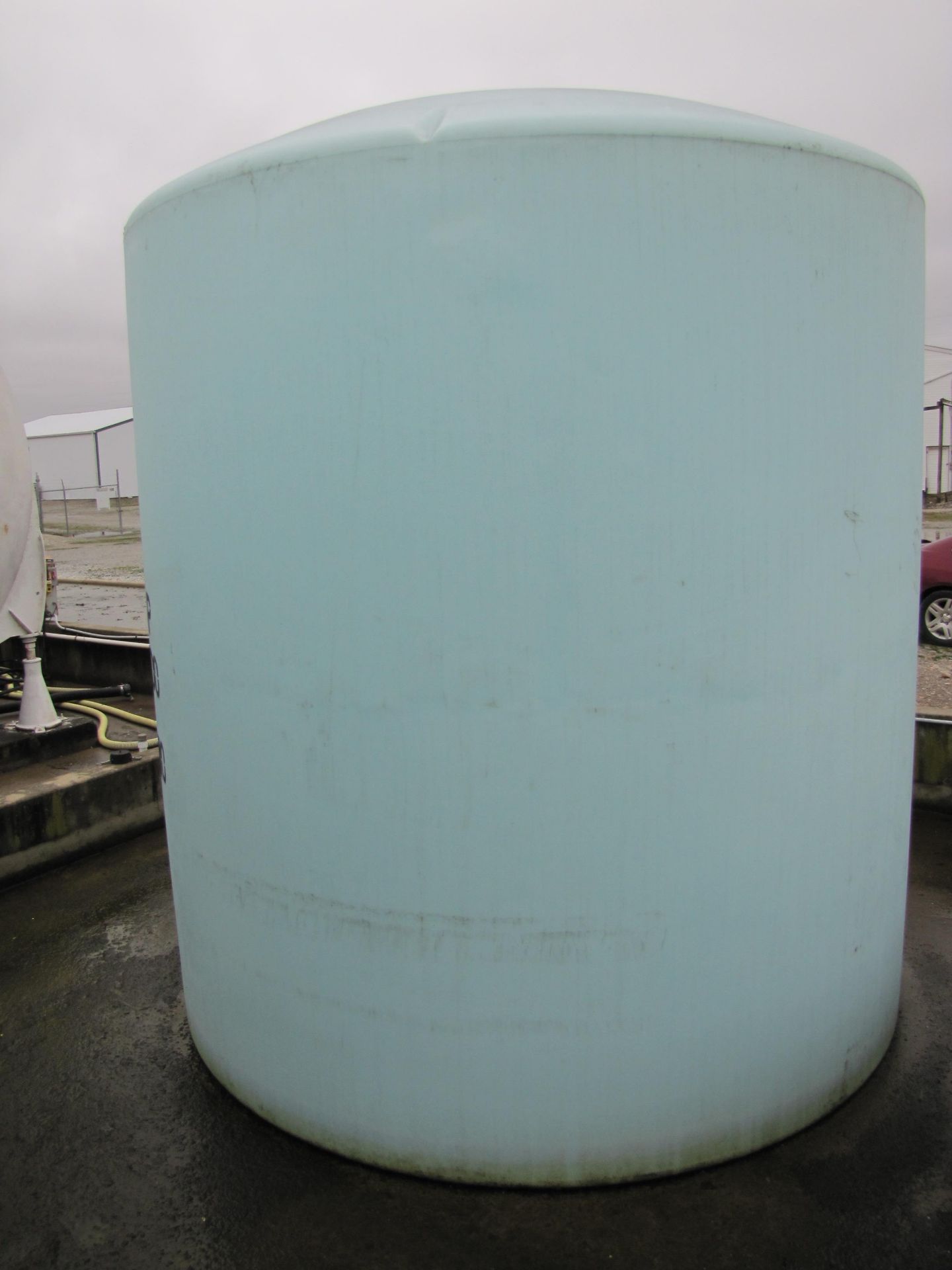 Tag 794: 6,000-gal upright poly tank, 3” plumbing - Image 5 of 7