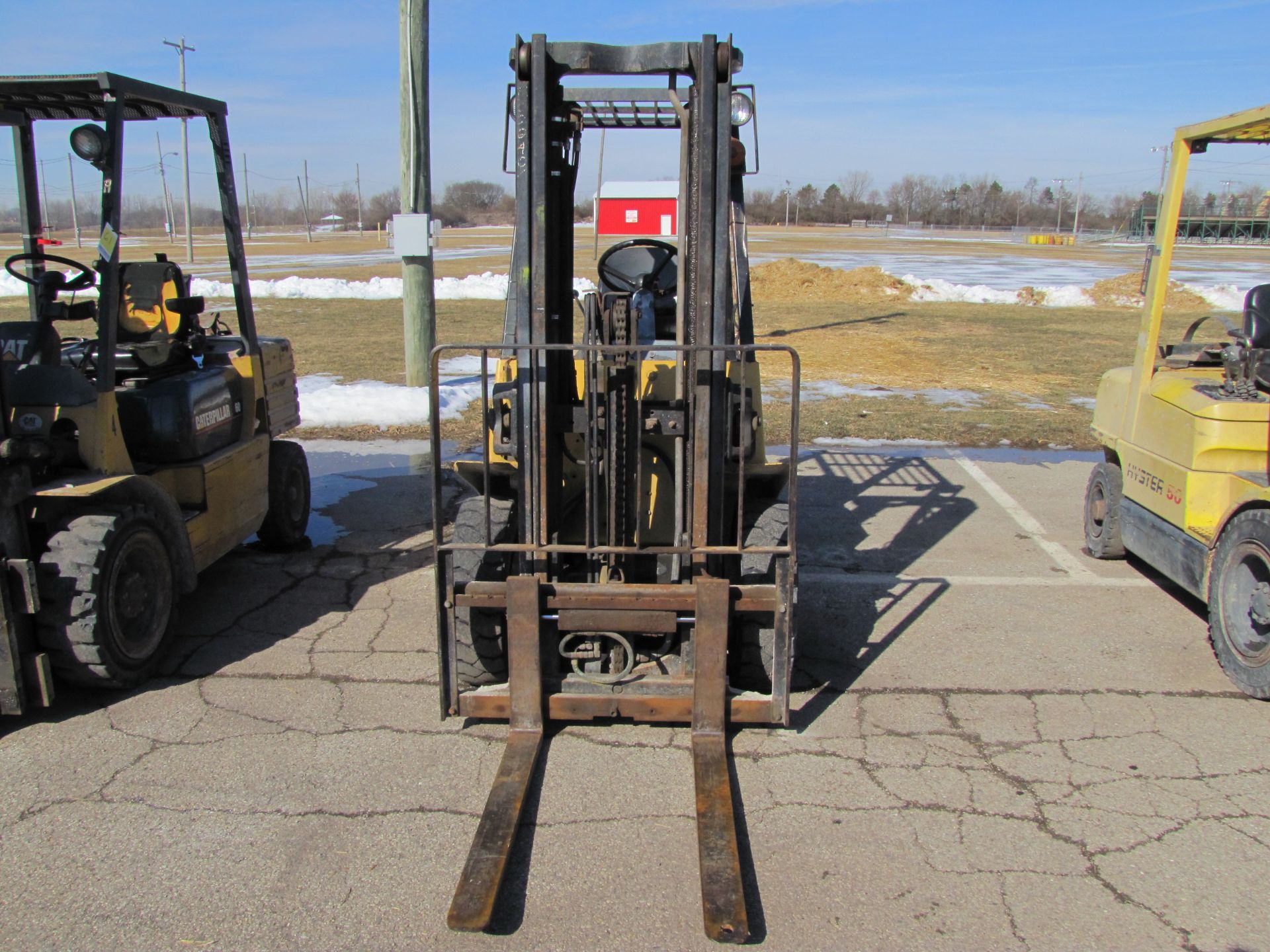 Hyster 50 forklift, 4500 lb capacity, propane, 3-stage, side shift, 7.00x12 fronts, 6.00x9 rears - Image 3 of 13