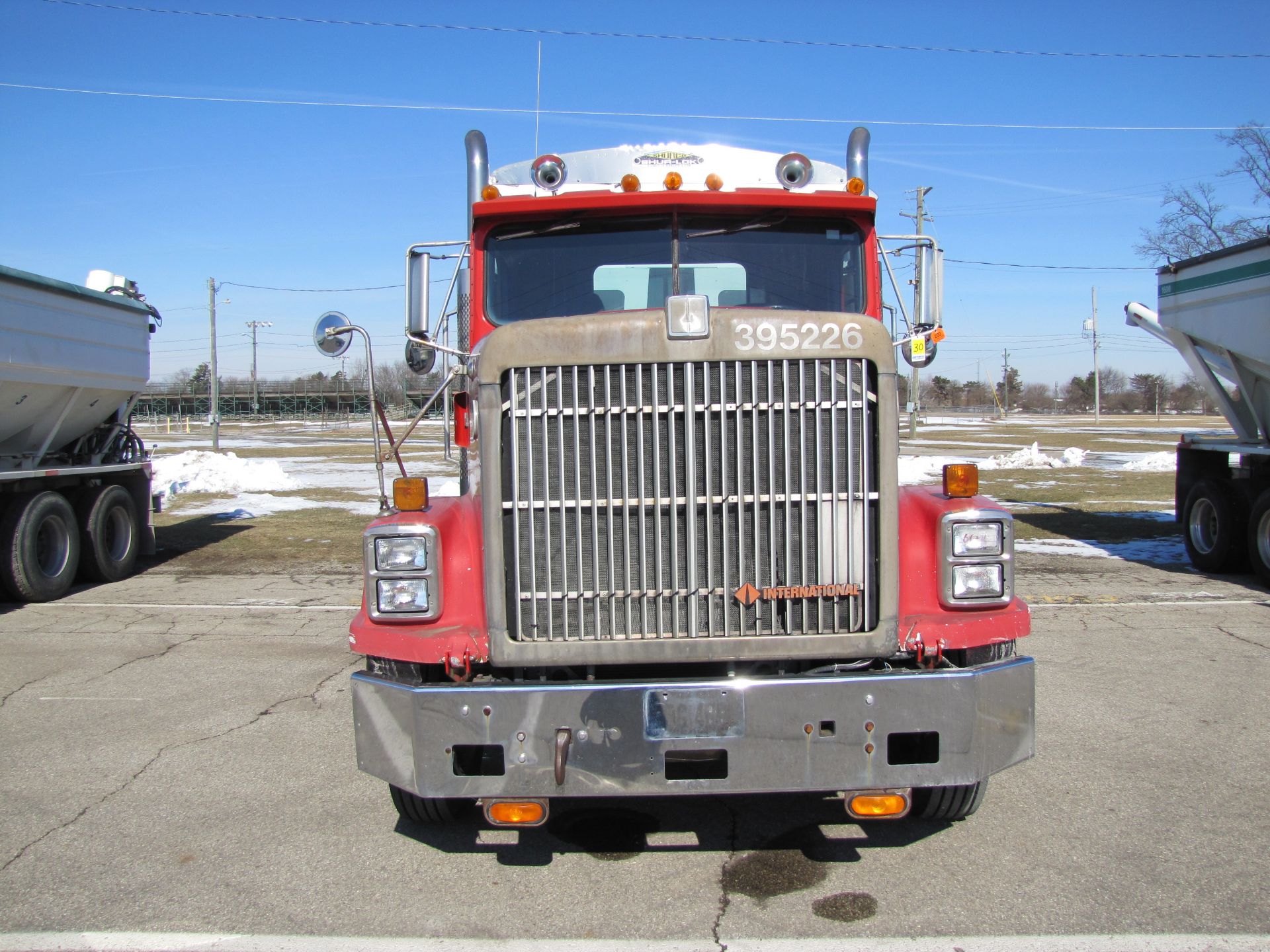 1988 International Eagle 9300, day cab, air ride, wet kit, Cat 3406P, Fuller 13-speed trans - Image 53 of 88