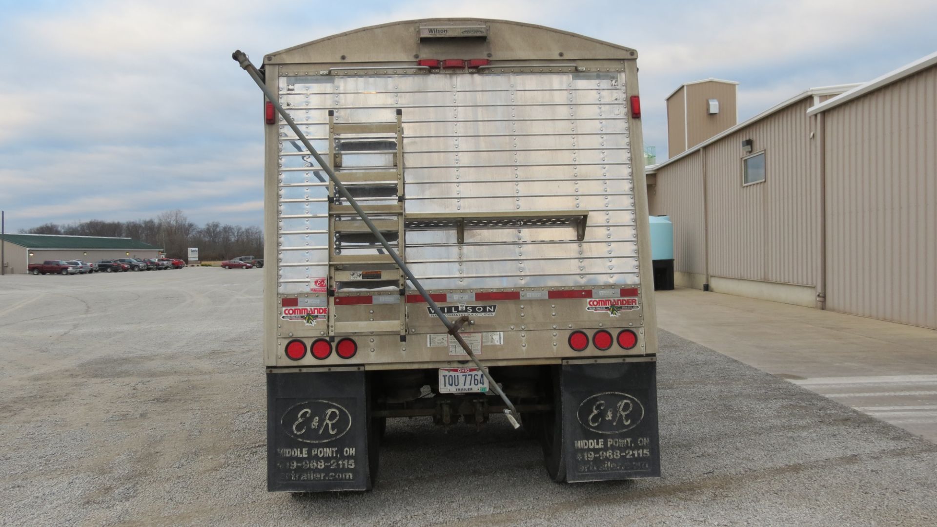 40' 2011 Wilson Commander DWH 50-10 hopper trailer, air ride, SS front and rear, roll tarp - Image 8 of 27