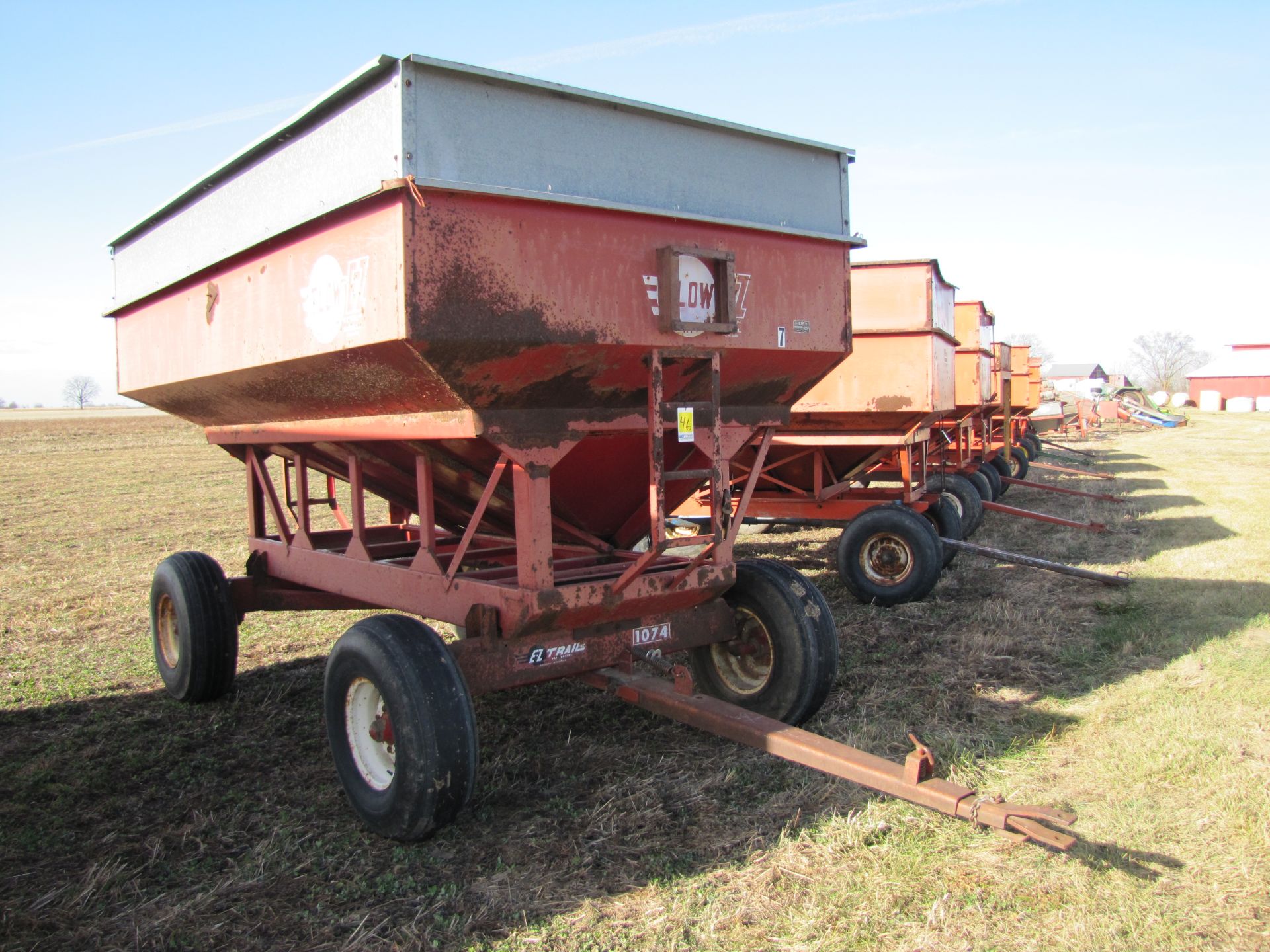 EZ Flow 300 gravity bed wagon on EZ Trail 1074 gear