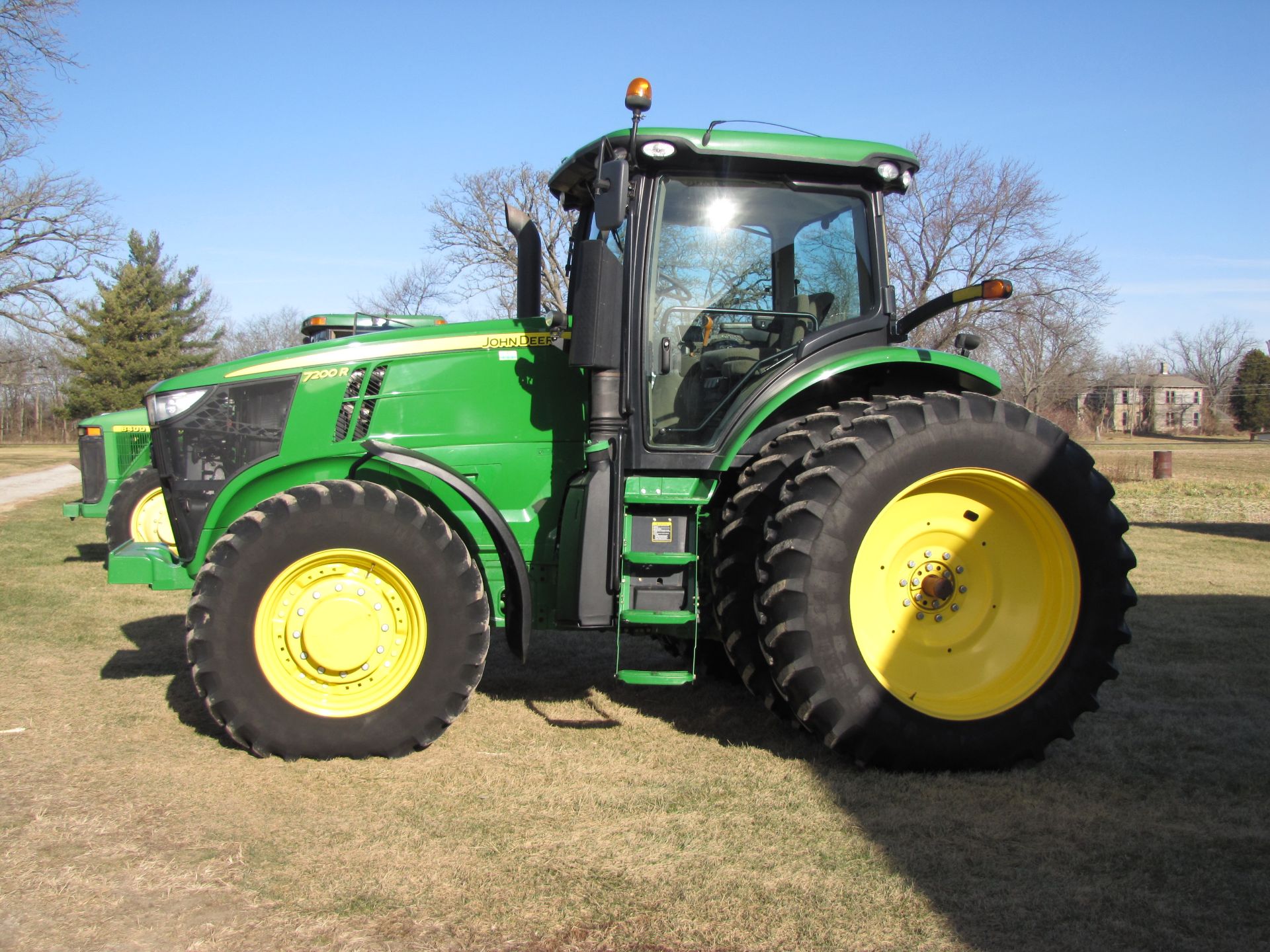 John Deere 7200R tractor - Image 2 of 69