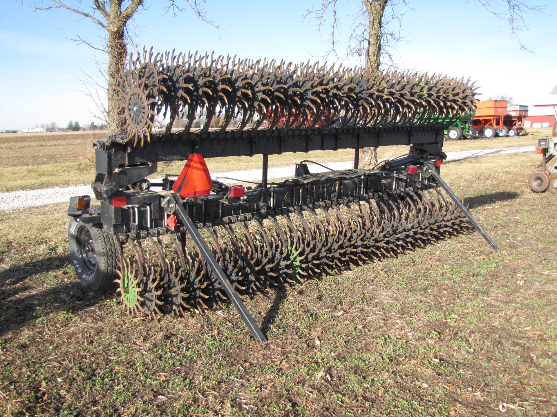 30’ Yetter 3530 flat-fold rotary hoe, 3 pt, depth gauge wheel - Image 3 of 22