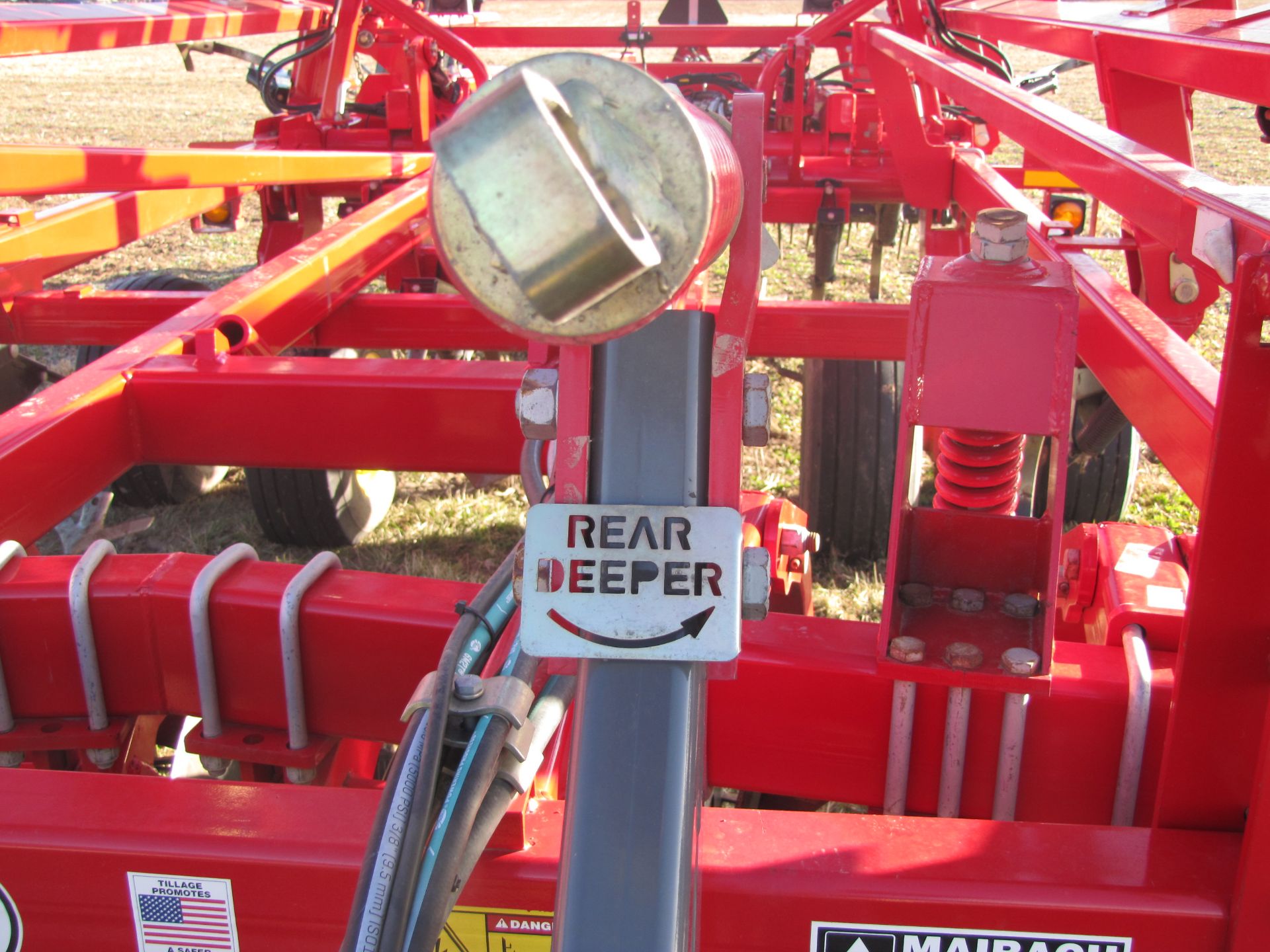 25’ Sunflower 6333 soil finisher, hyd fold, 6-bar high residue harrow, rear hitch, rear hyd - Image 31 of 31