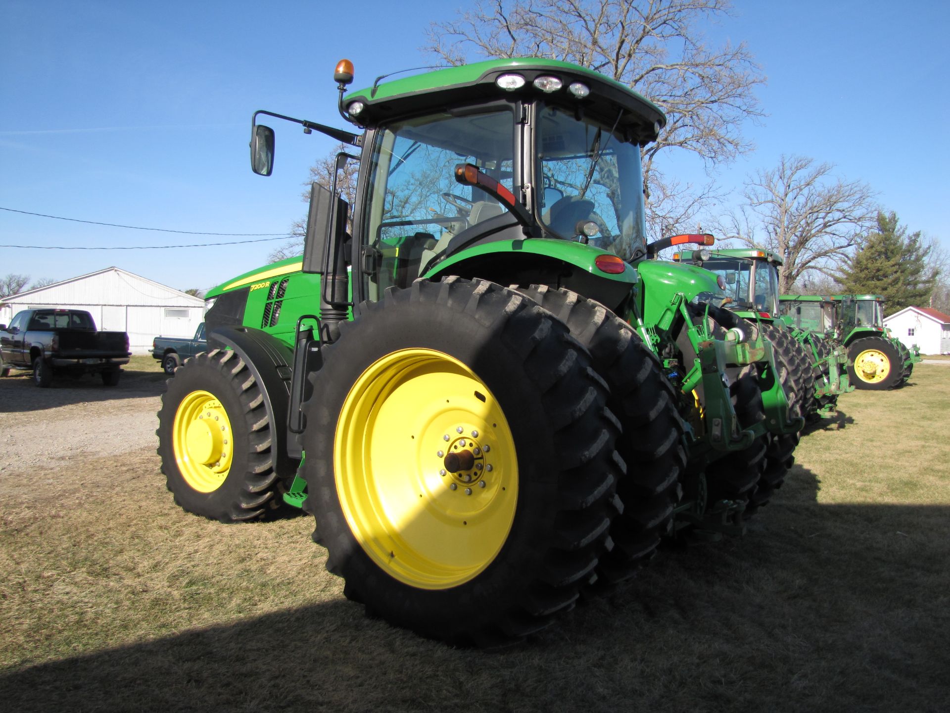 John Deere 7200R tractor - Image 3 of 69