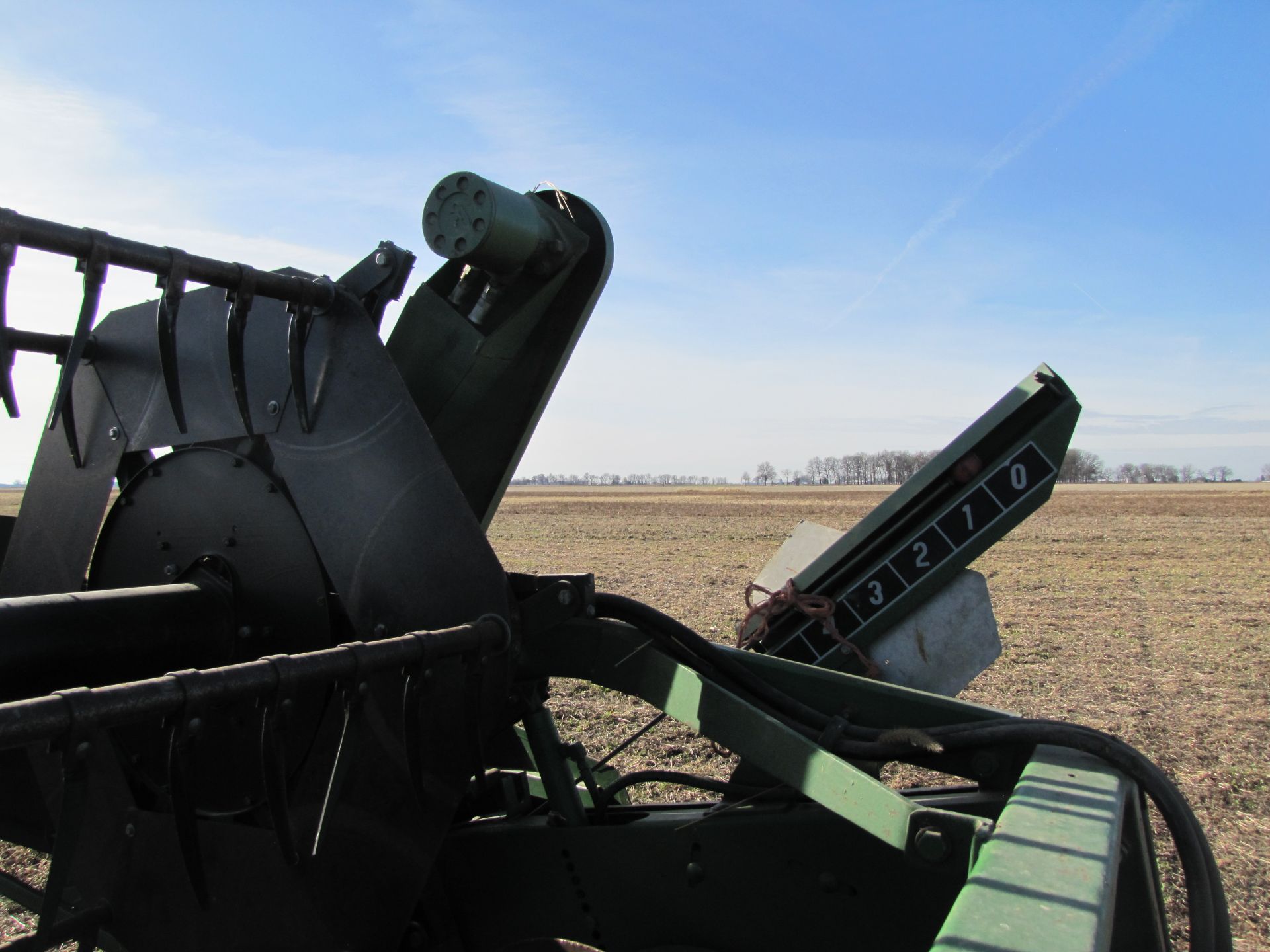 16’ John Deere 216 grain head w/ SCH cutter bar, hyd raise reel, variable speed - Image 21 of 24