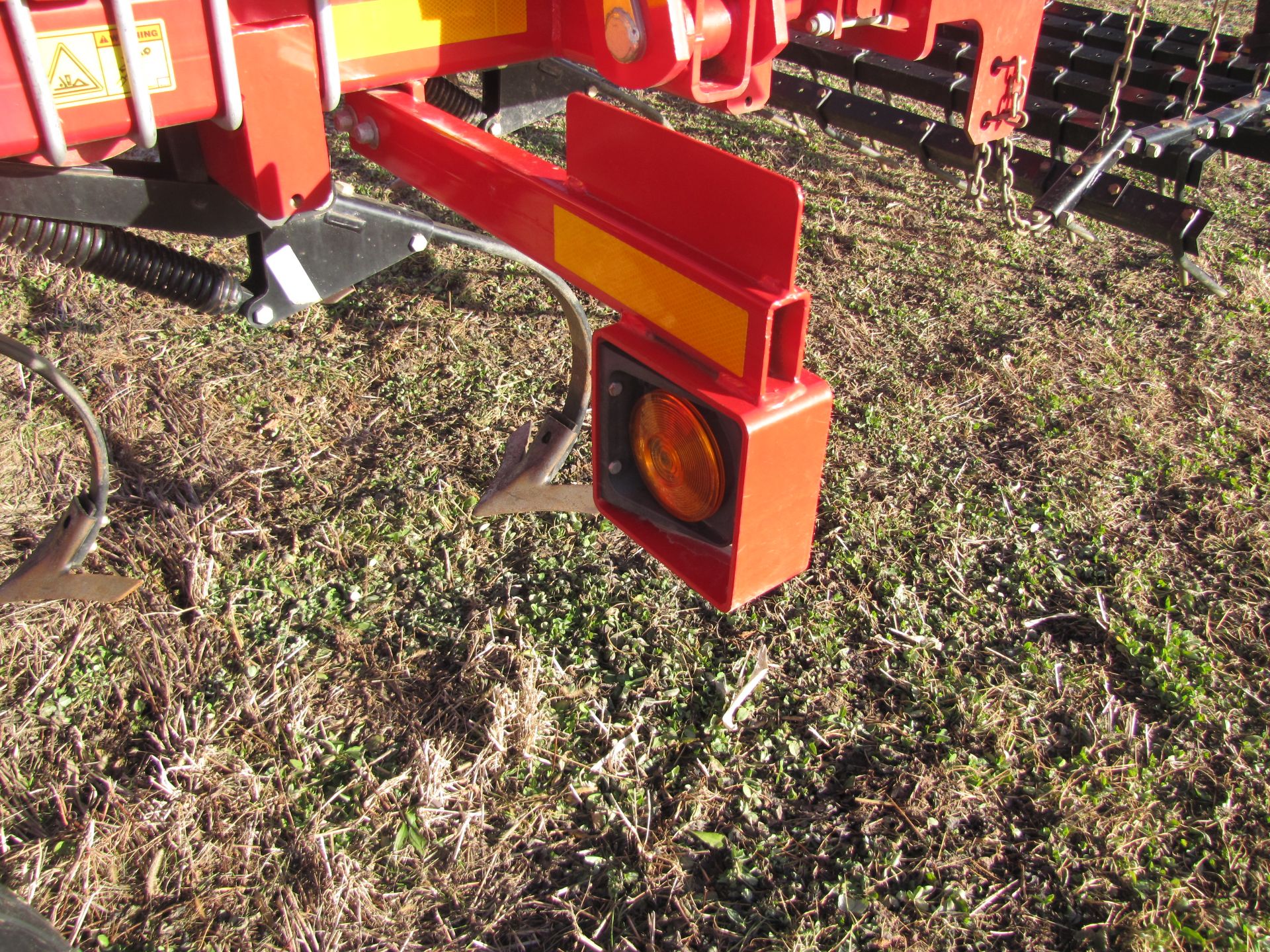 25’ Sunflower 6333 soil finisher, hyd fold, 6-bar high residue harrow, rear hitch, rear hyd - Image 16 of 31