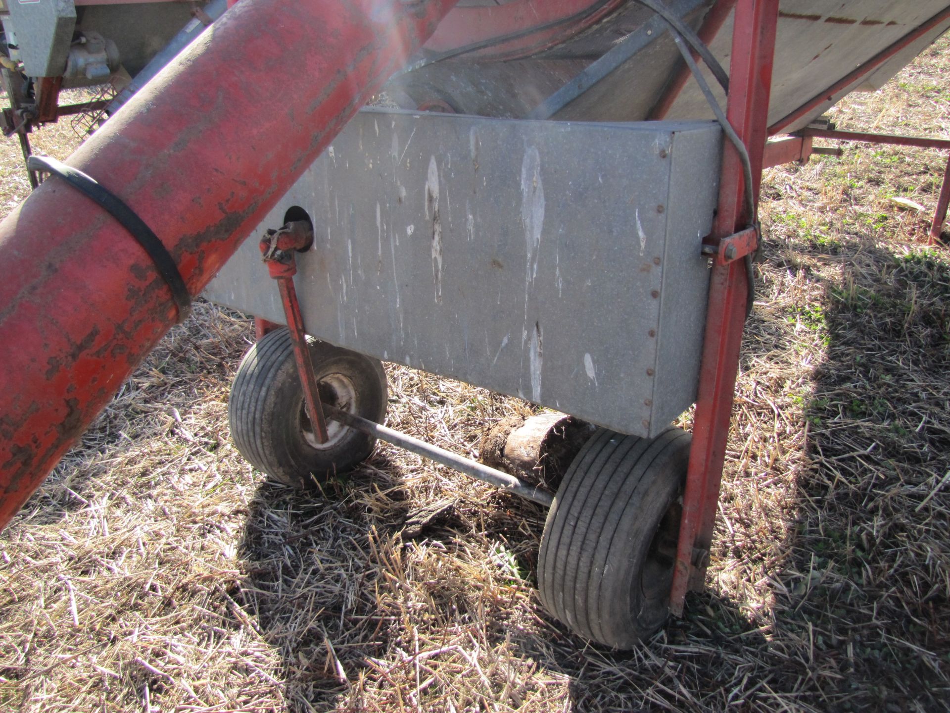 Snow-co grain cleaner, electric motor - Image 14 of 14