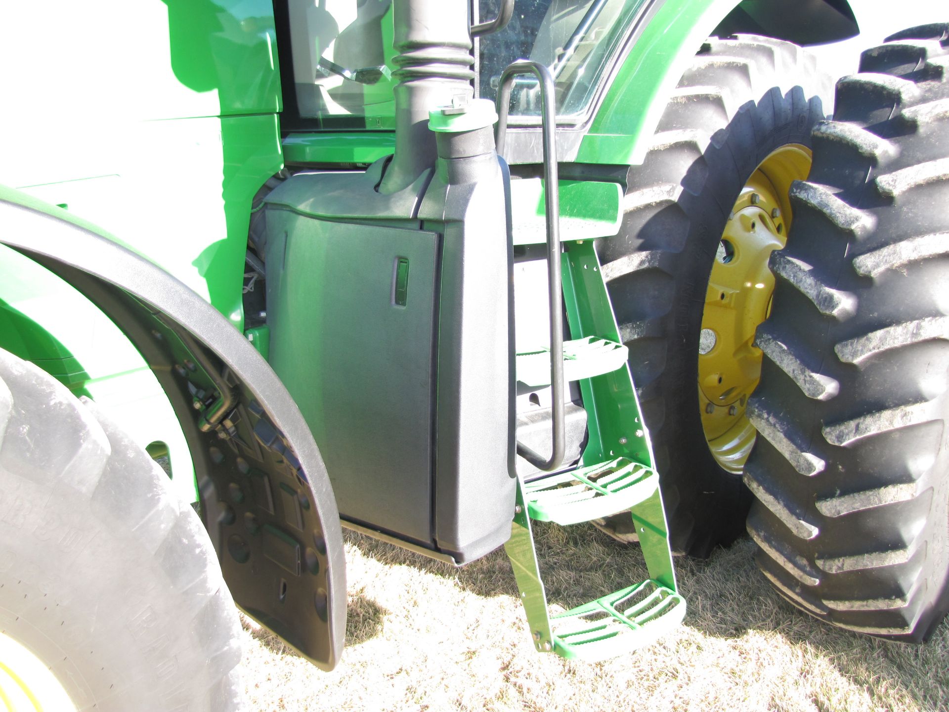 John Deere 7200R tractor - Image 13 of 69