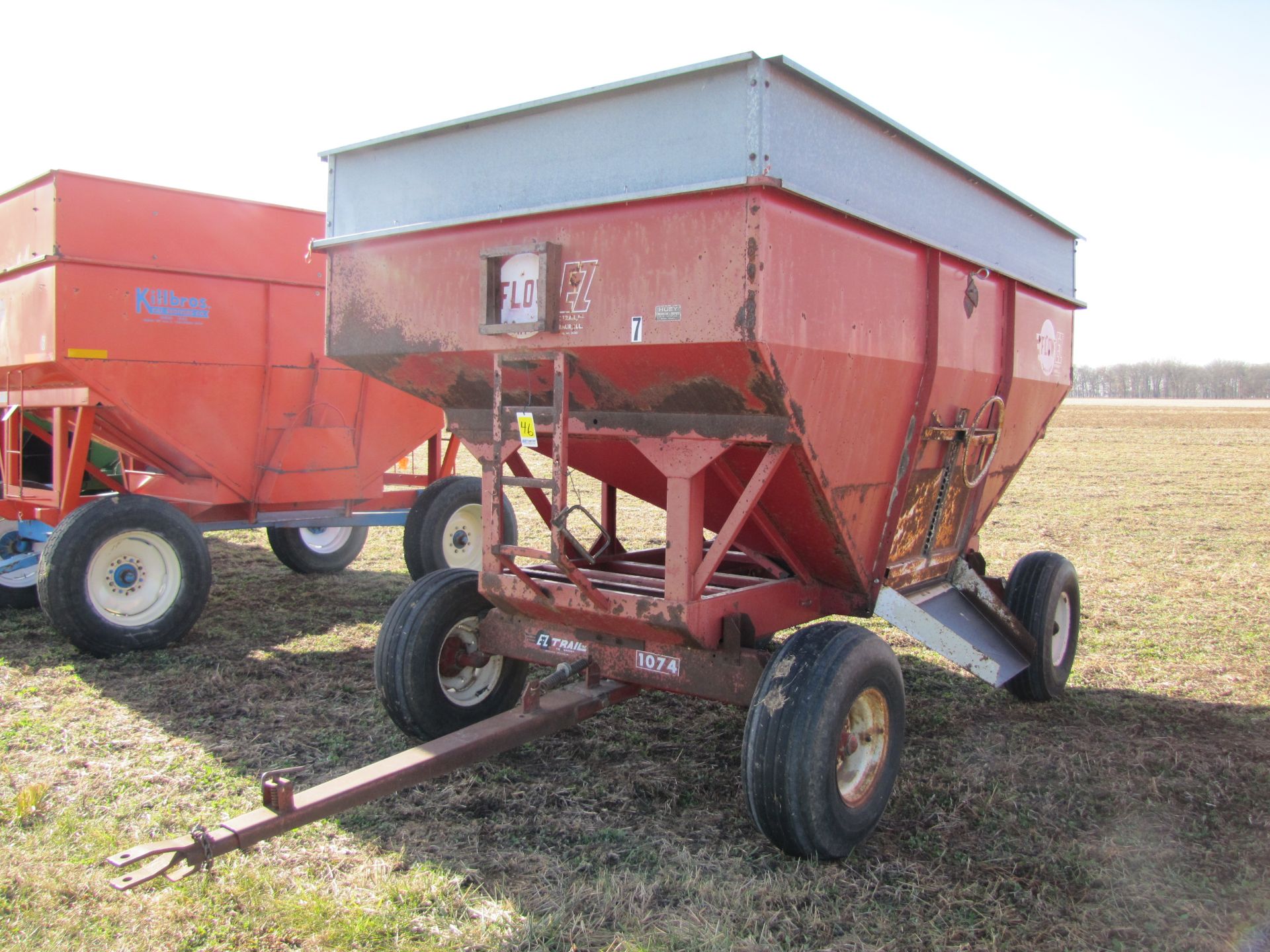 EZ Flow 300 gravity bed wagon on EZ Trail 1074 gear - Image 2 of 17