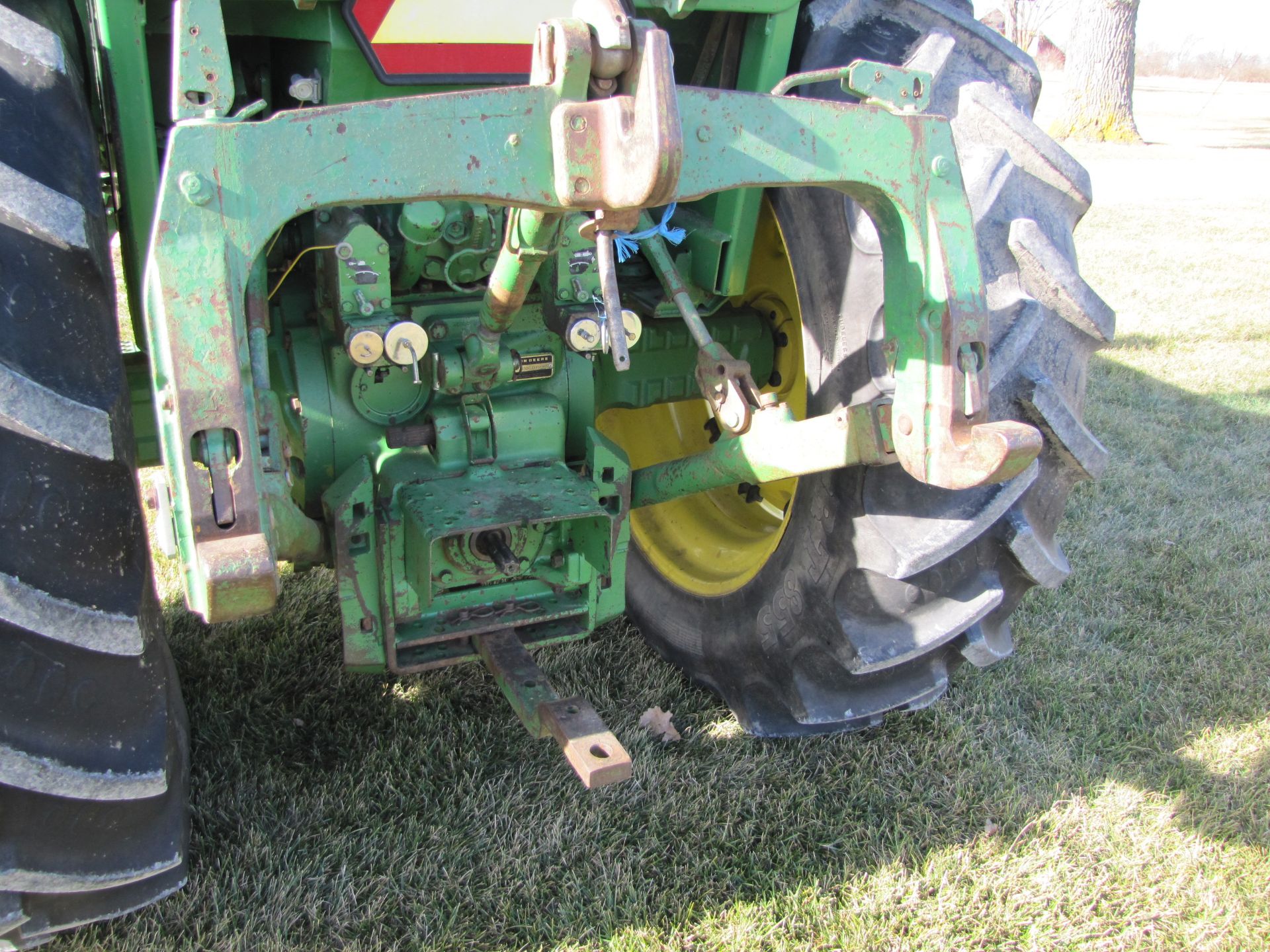 John Deere 4230 tractor - Image 23 of 49