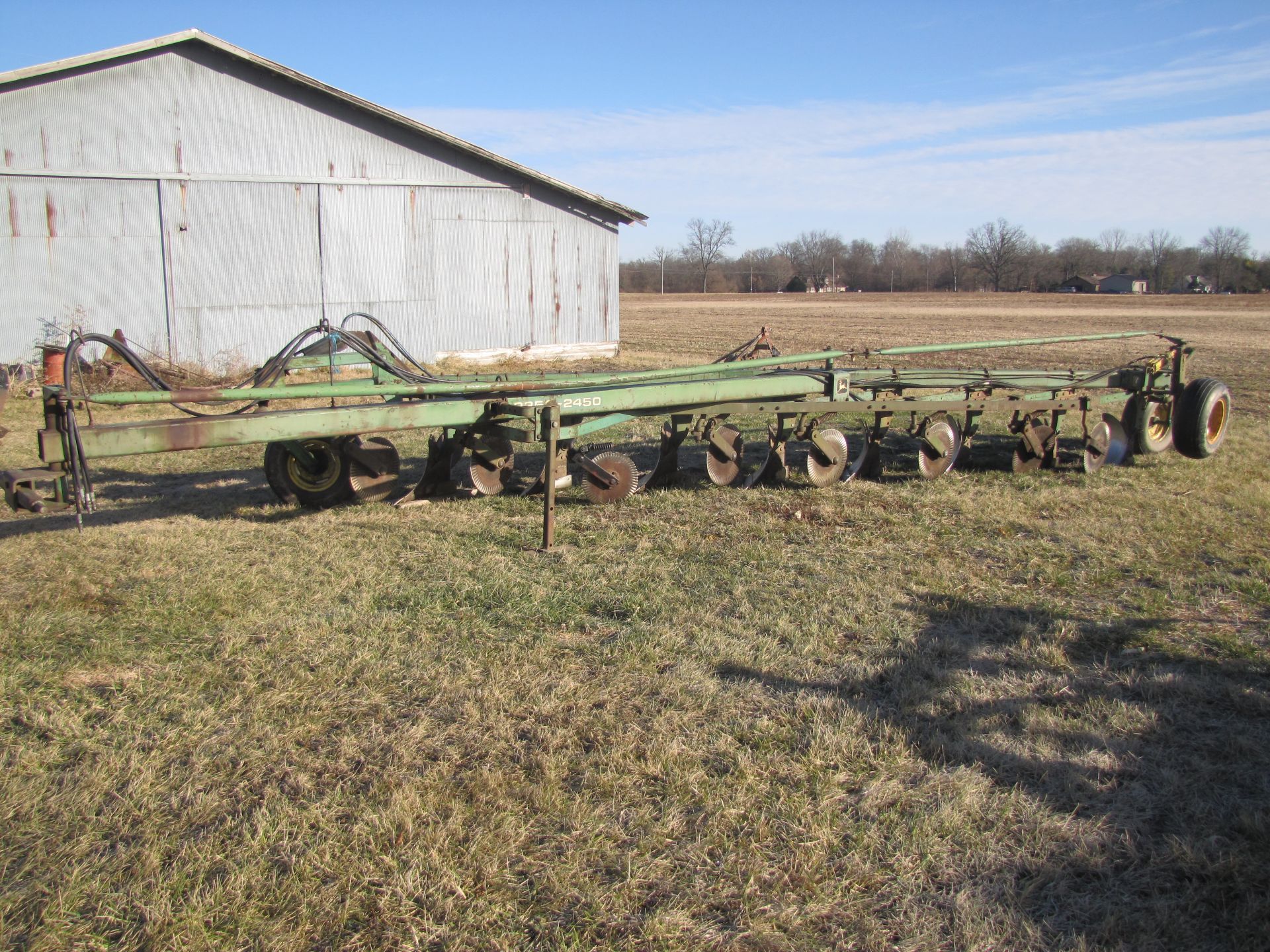 John Deere 8 x 16” 2350-2450 plow, onland hitch - Image 5 of 22