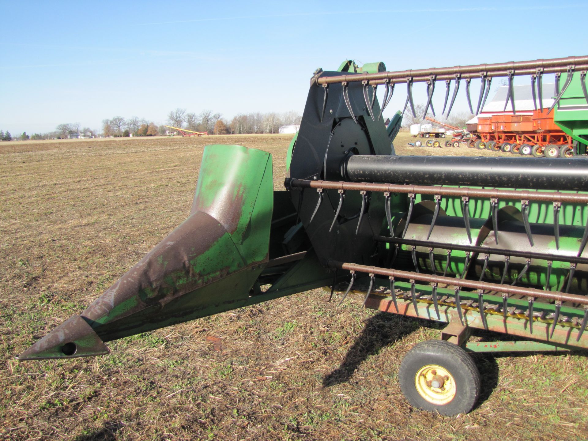 16’ John Deere 216 grain head w/ SCH cutter bar, hyd raise reel, variable speed - Image 9 of 24