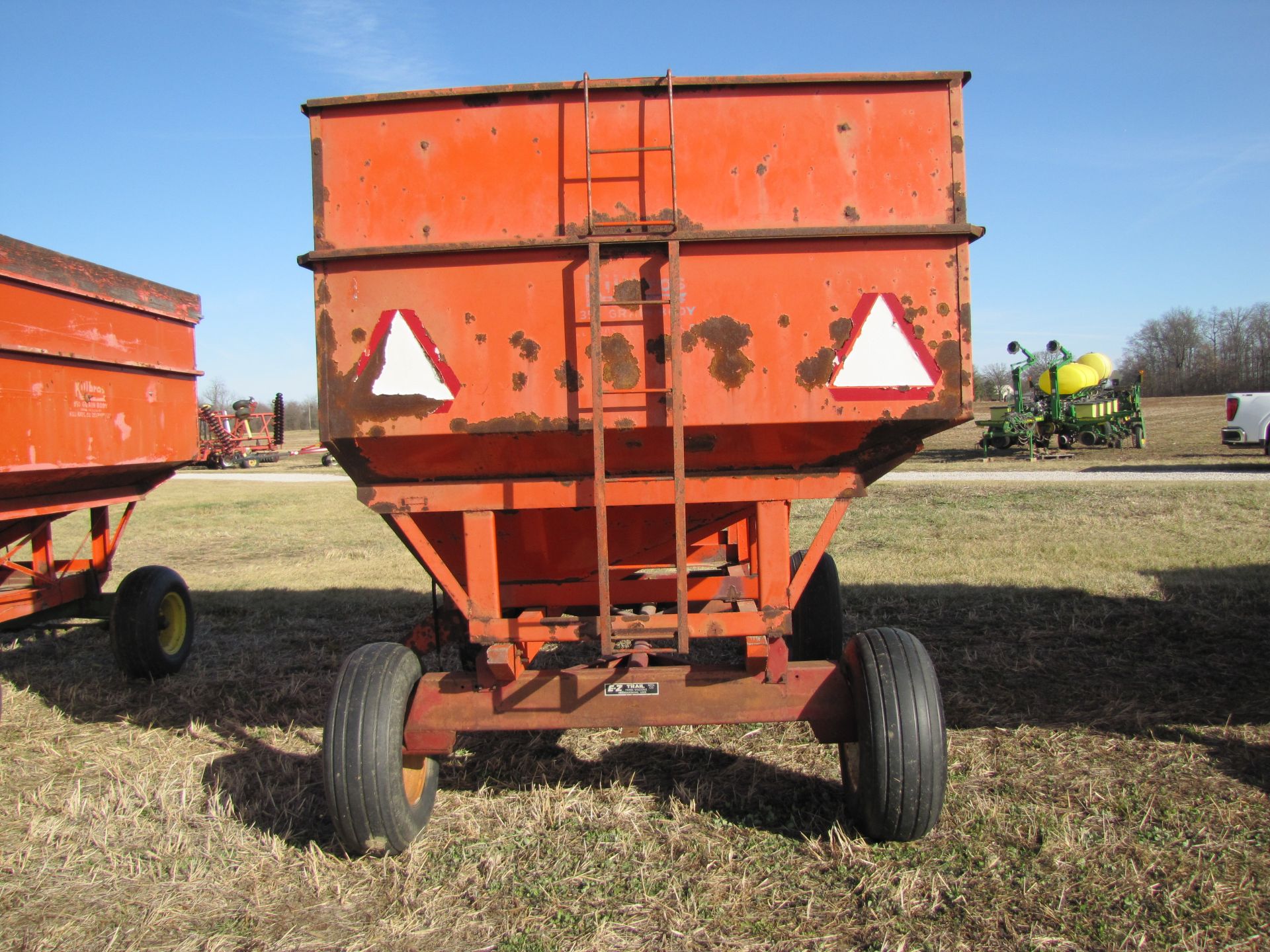 Killbros 350 gravity bed wagon - Image 5 of 24