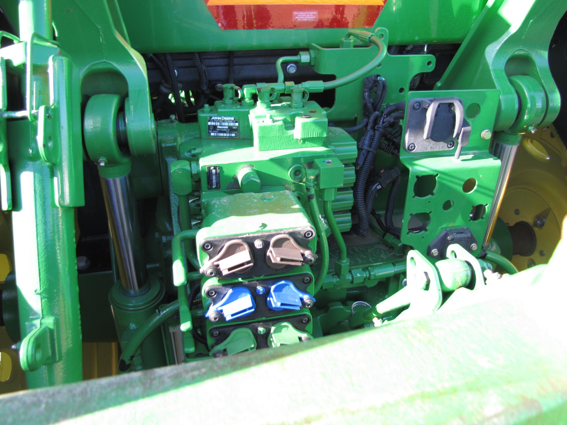 John Deere 7200R tractor - Image 29 of 69