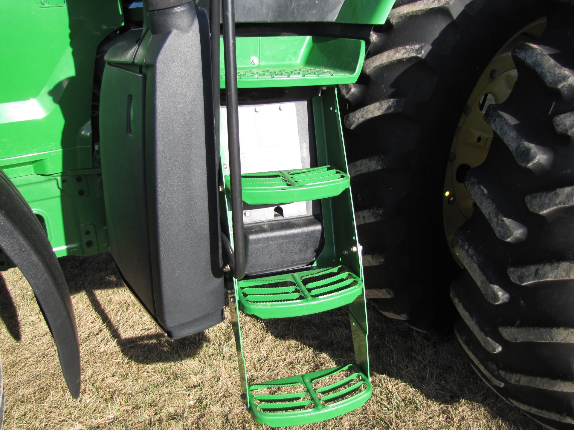 John Deere 7200R tractor - Image 16 of 69