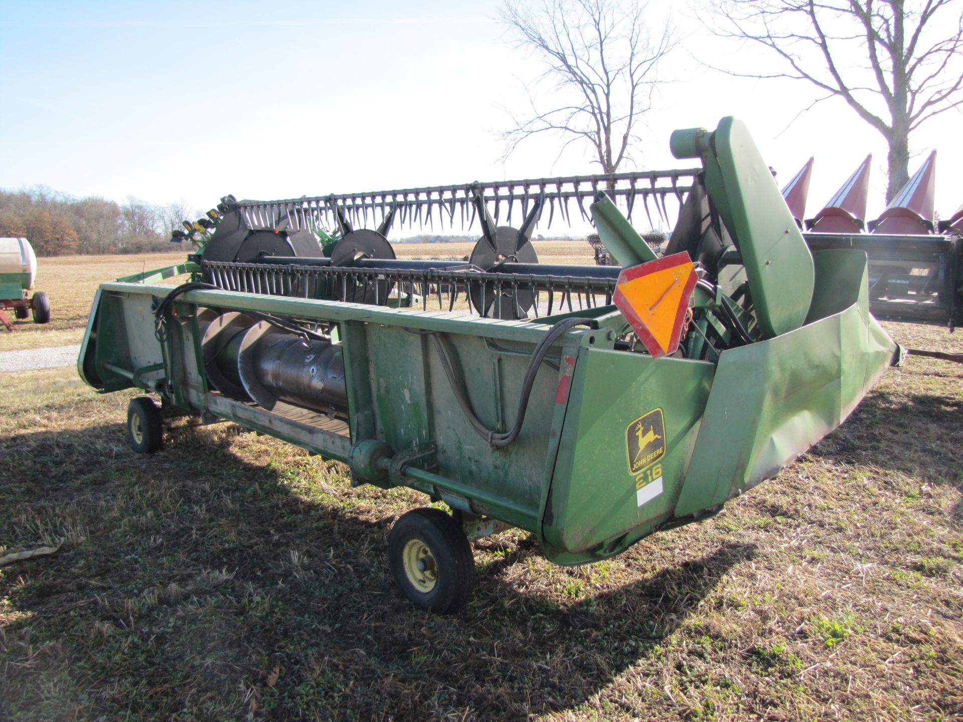 16’ John Deere 216 grain head w/ SCH cutter bar, hyd raise reel, variable speed - Image 5 of 24