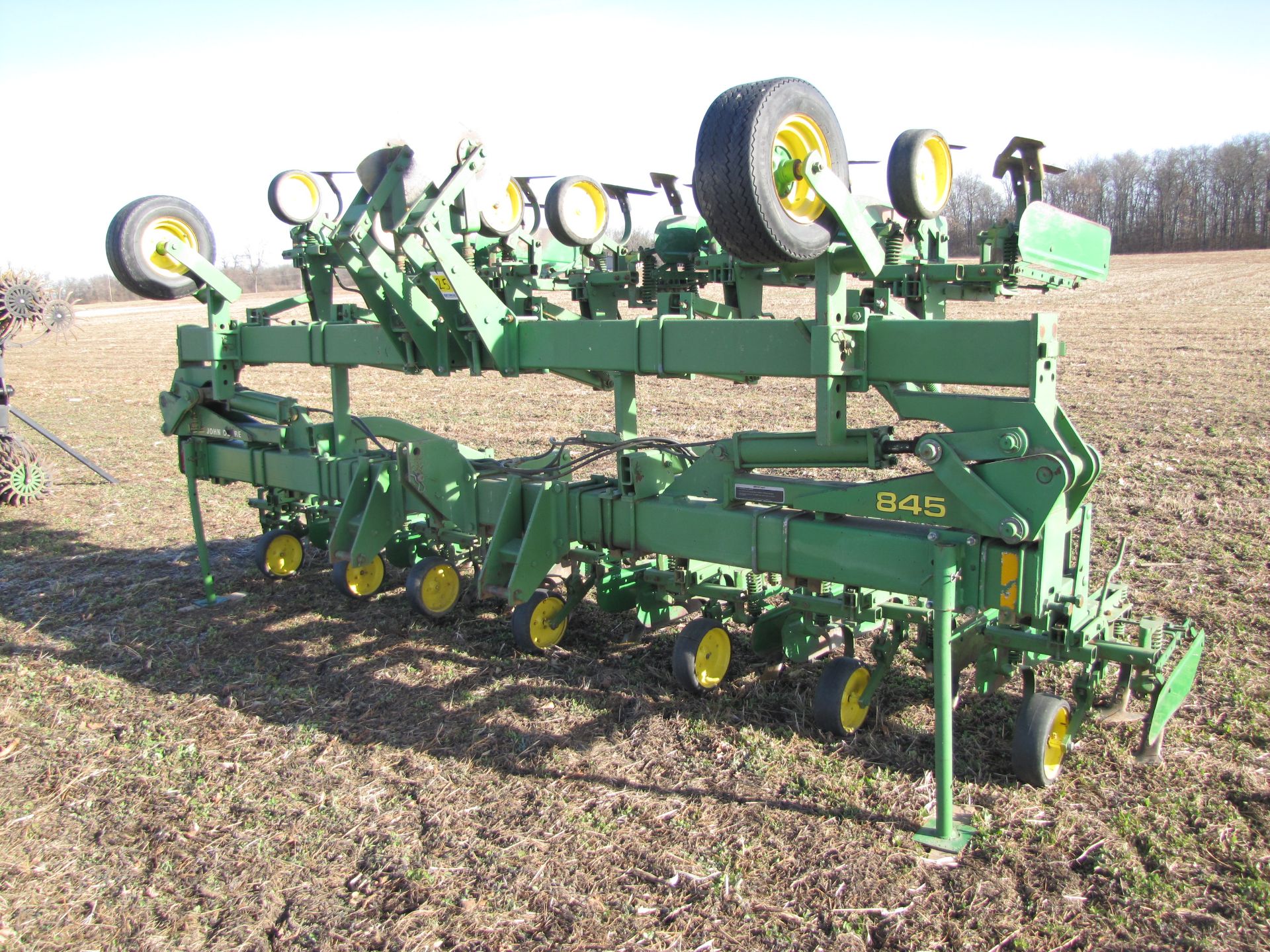 John Deere 845 12R30 row crop cultivator, flat fold w/ shields, 3 pt
