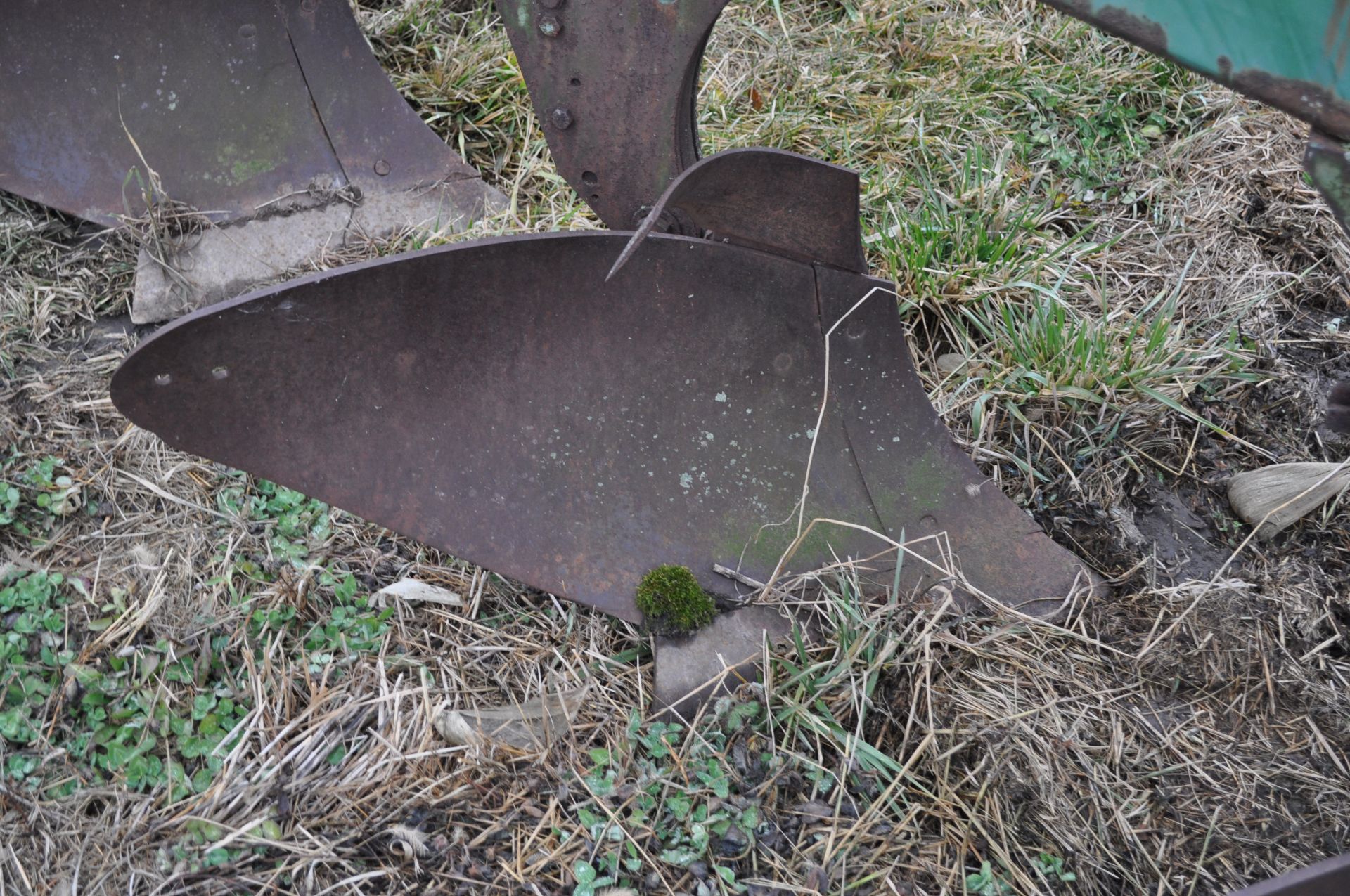 5 bottom John Deere plow - Image 8 of 13