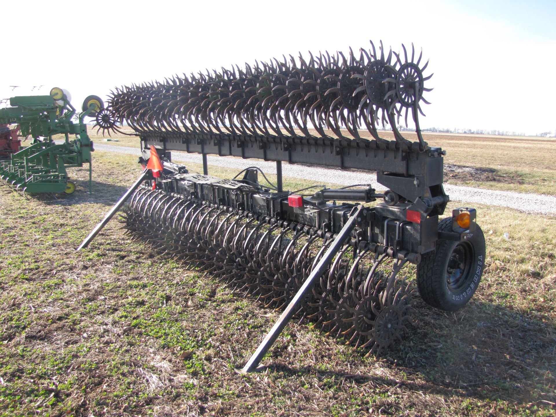 30’ Yetter 3530 flat-fold rotary hoe, 3 pt, depth gauge wheel - Image 5 of 22