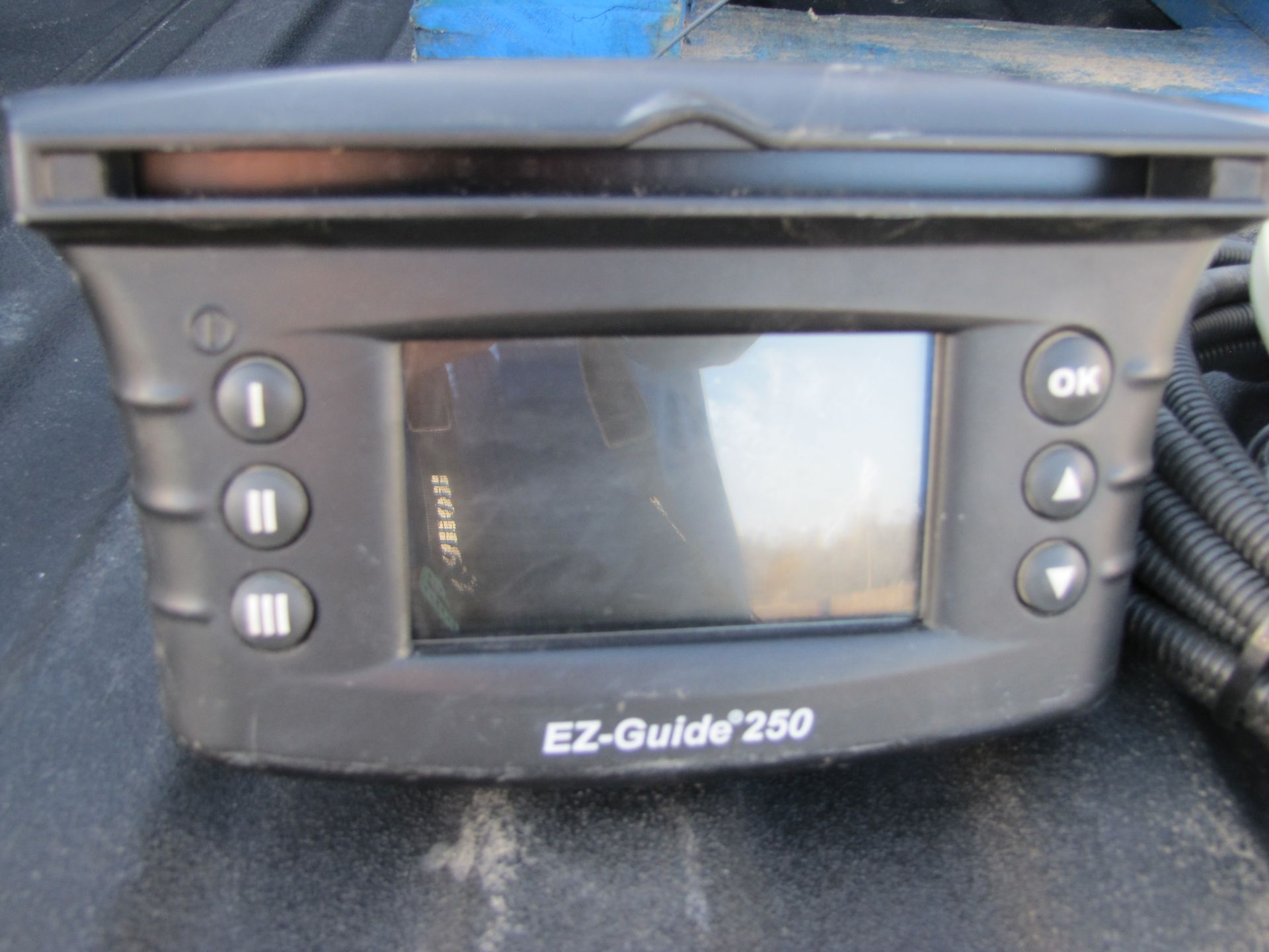 EZ-guide 250 light bar guidance system, GPS w/AG-15 antenna - Image 2 of 8