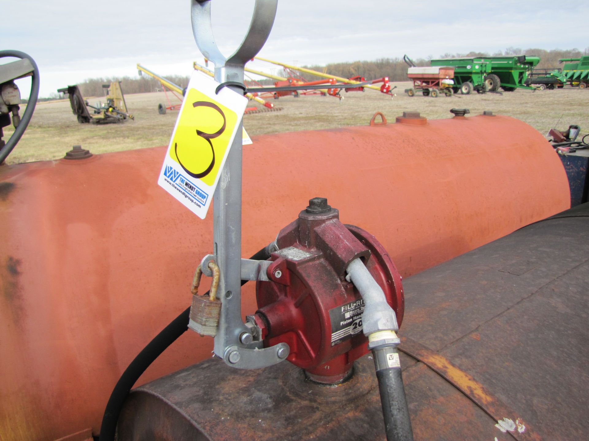 250 gallon fuel tank w/ hand pump - Image 6 of 8