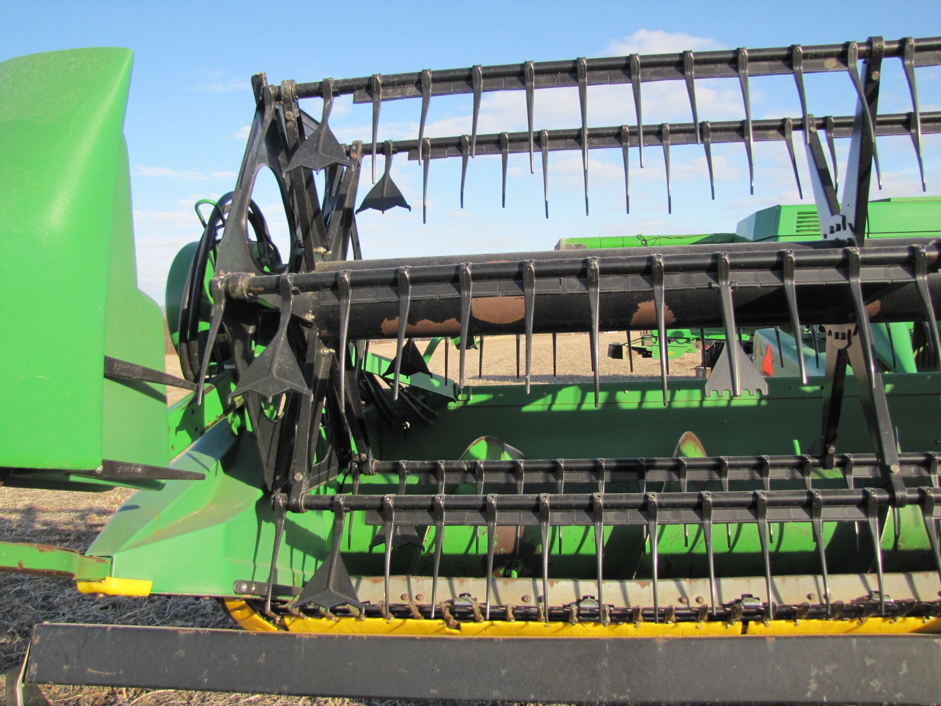 John Deere 925 grain head - Image 11 of 28